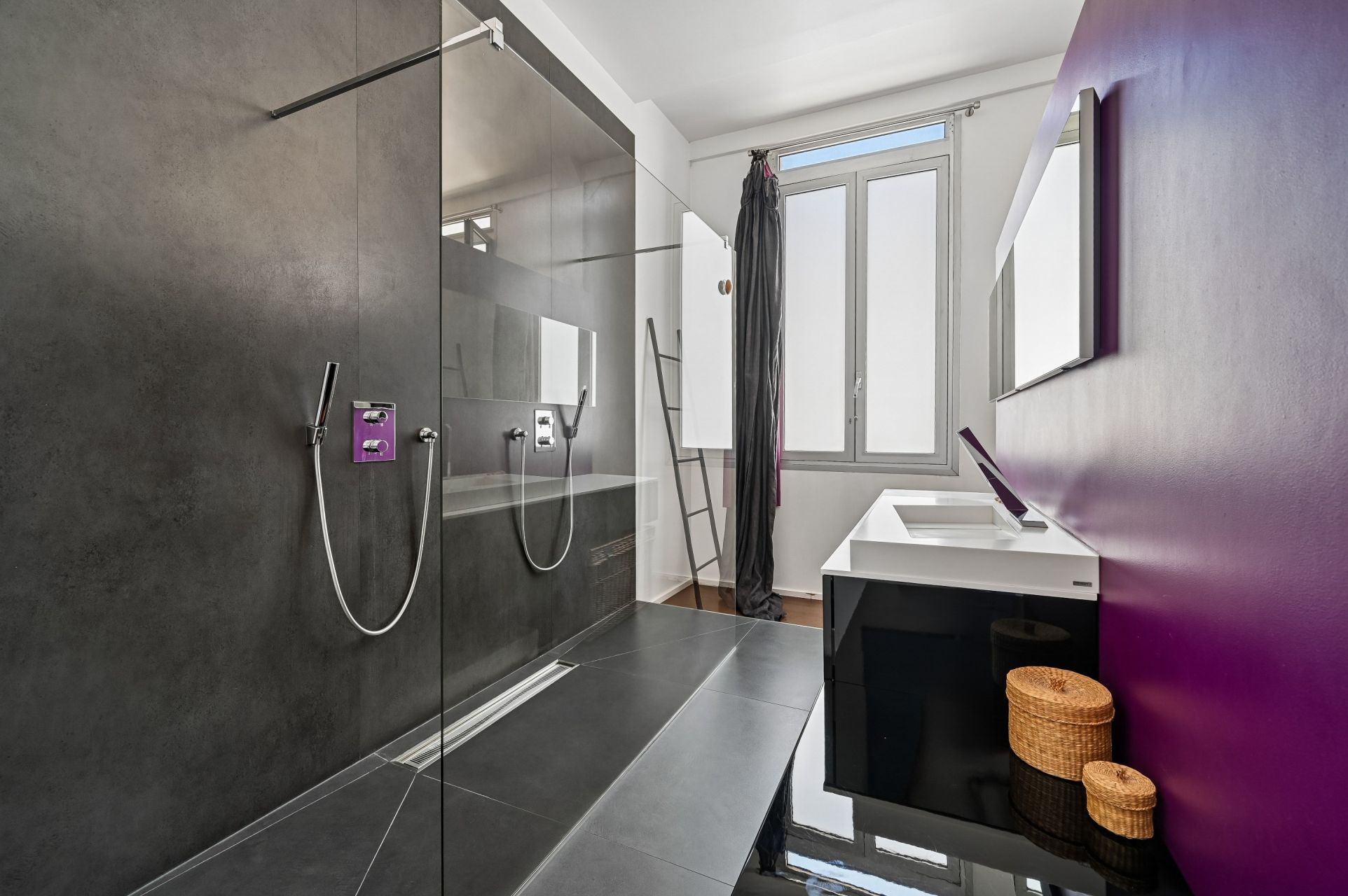 luxury apartment 6 Rooms for sale on PARIS (75015)