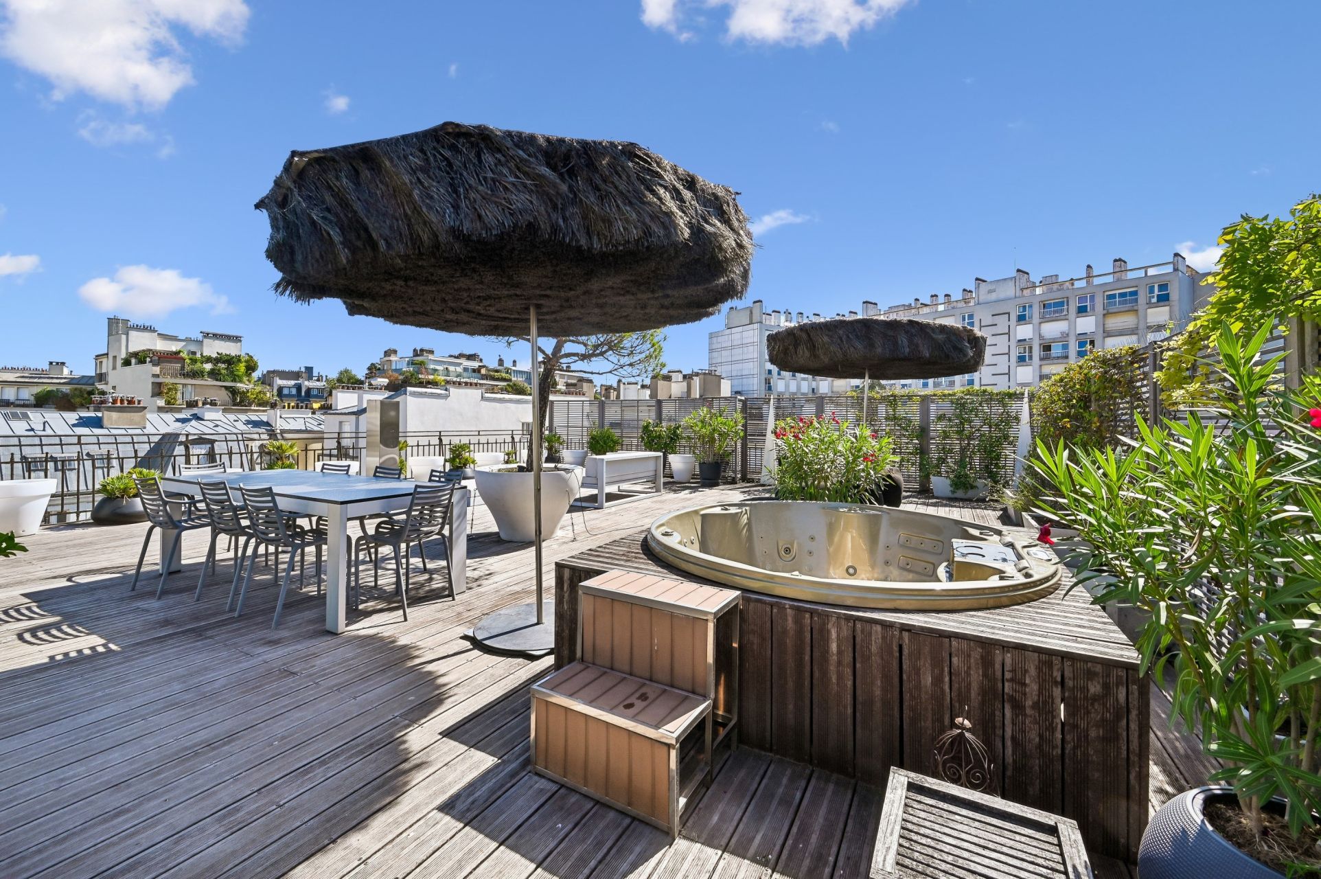 luxury apartment 6 Rooms for sale on PARIS (75015)