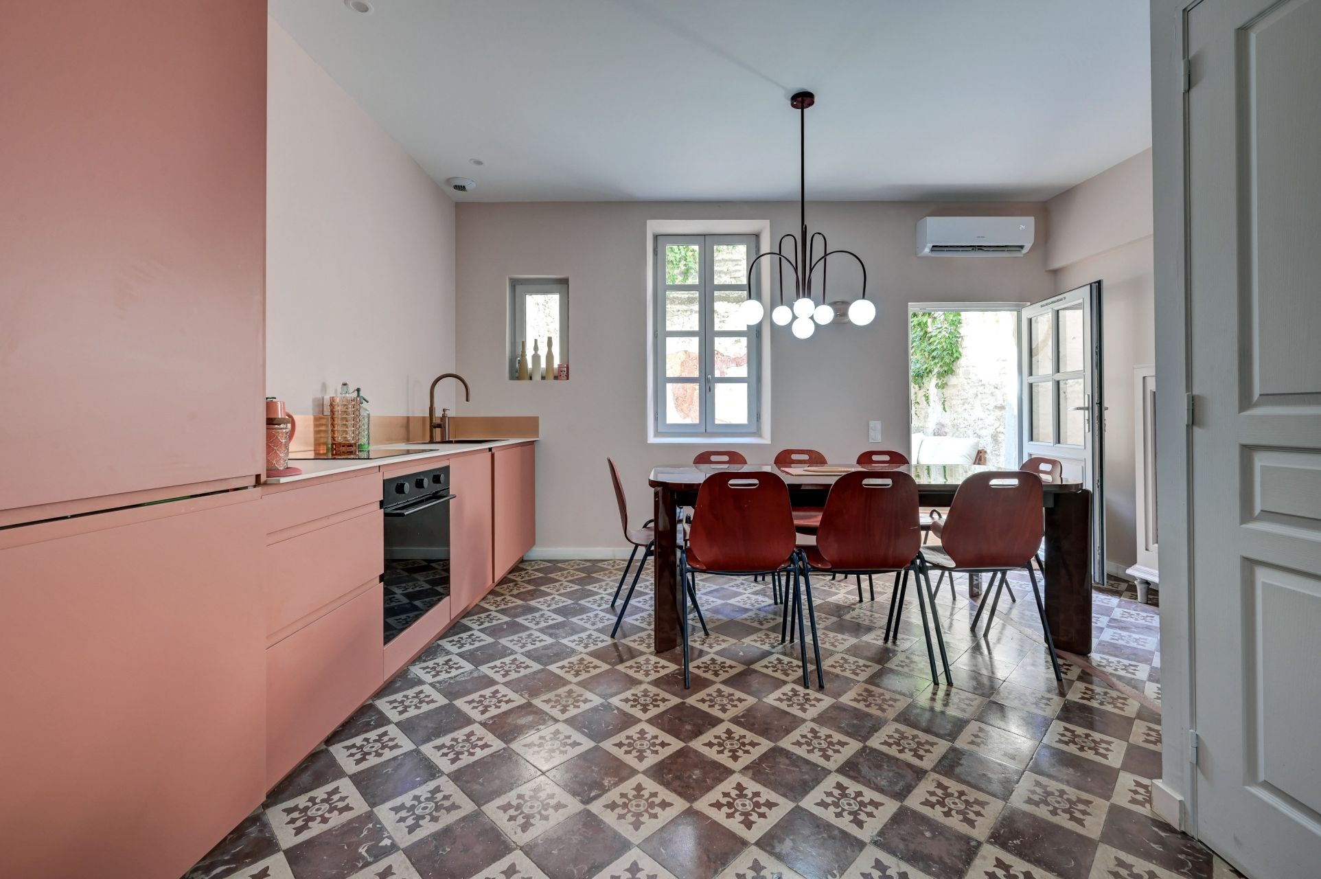 maison de ville 6 Pièces en vente sur ARLES (13200)