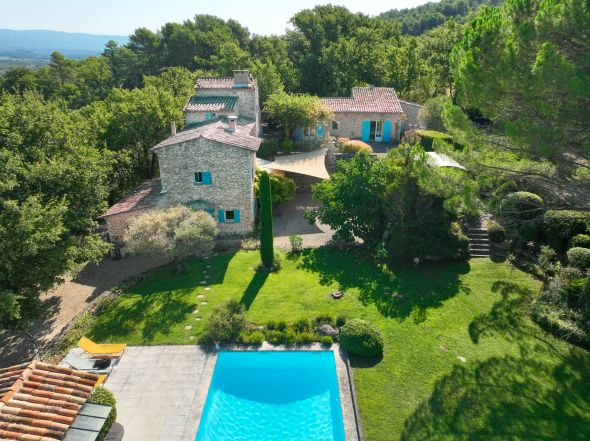 Sale Luxury house Gordes 8&nbsp;Rooms 220&nbsp;m²