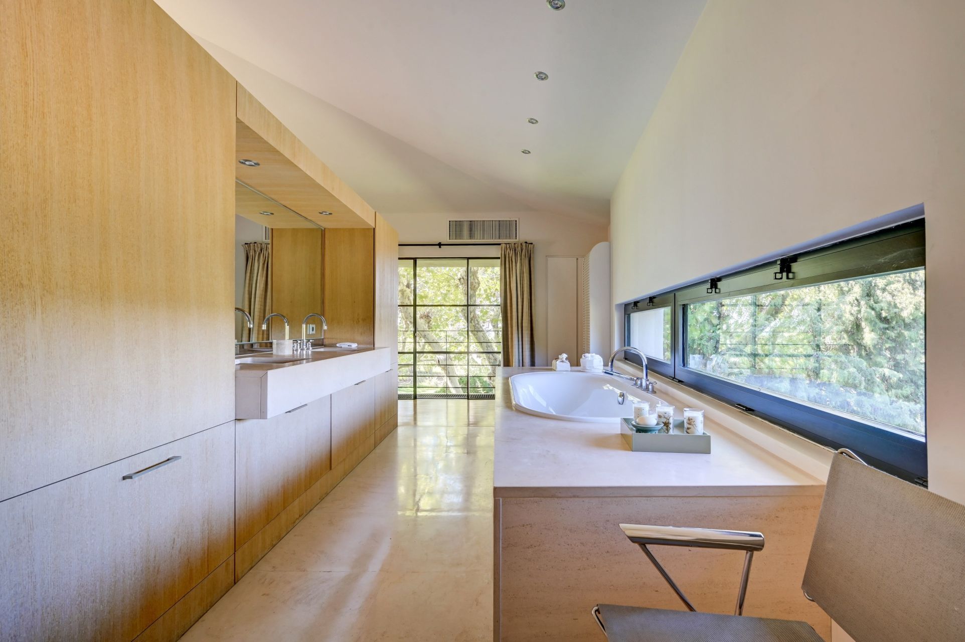 luxury house 13 Rooms for sale on AIX EN PROVENCE (13100)