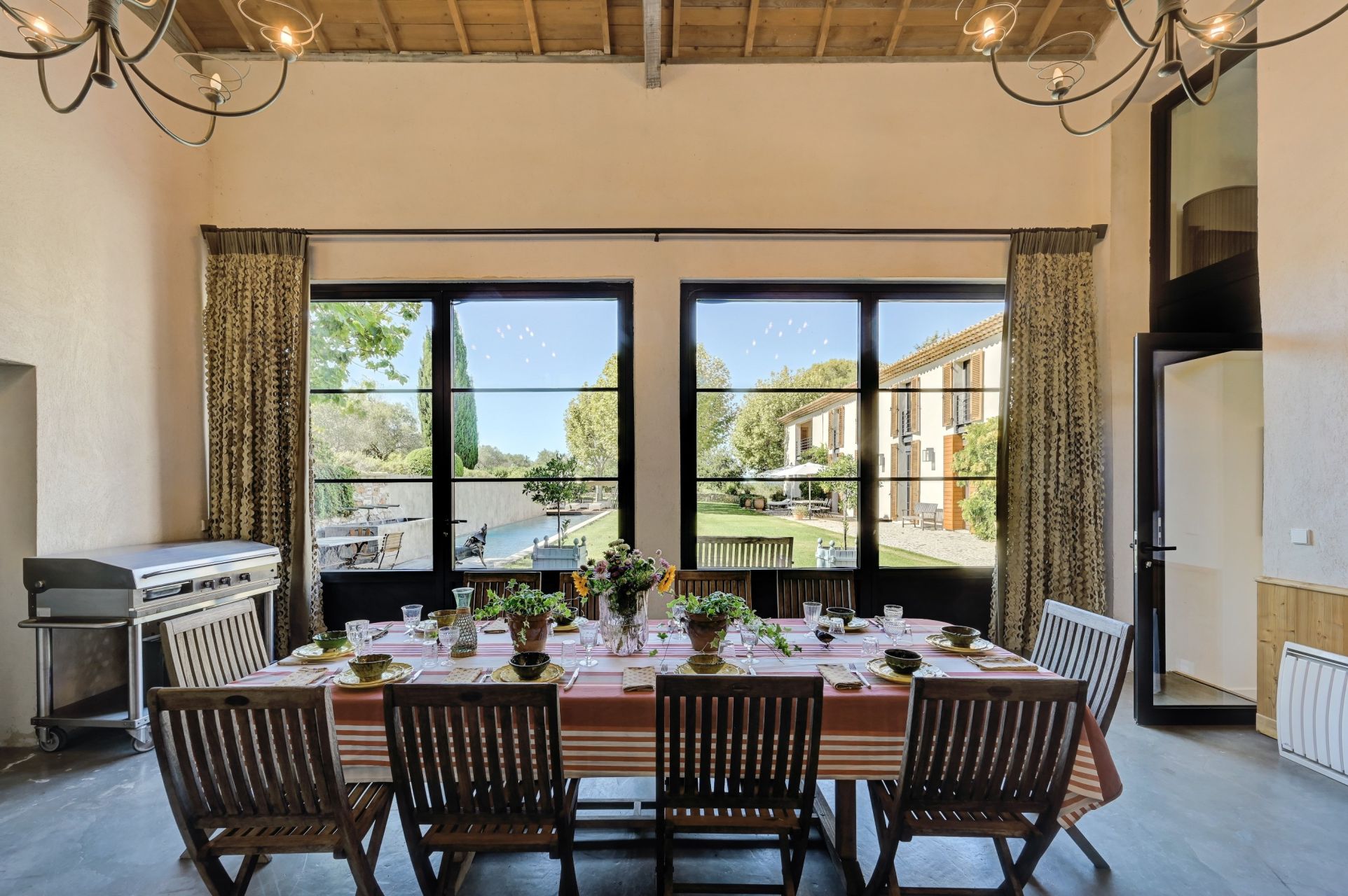 luxury house 13 Rooms for sale on AIX EN PROVENCE (13100)