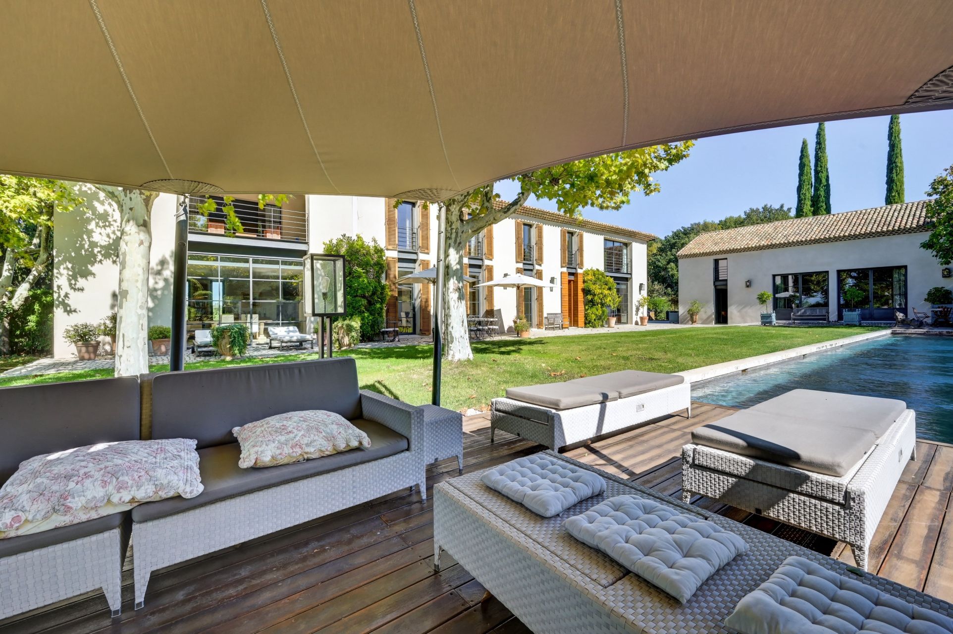luxury house 13 Rooms for sale on AIX EN PROVENCE (13100)
