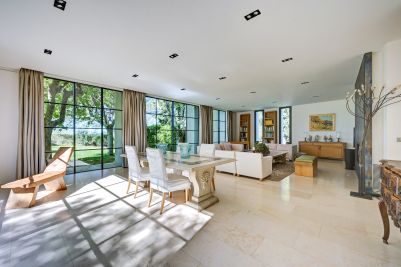 Sale Luxury house Aix-en-Provence 13&nbsp;Rooms 1025&nbsp;m²