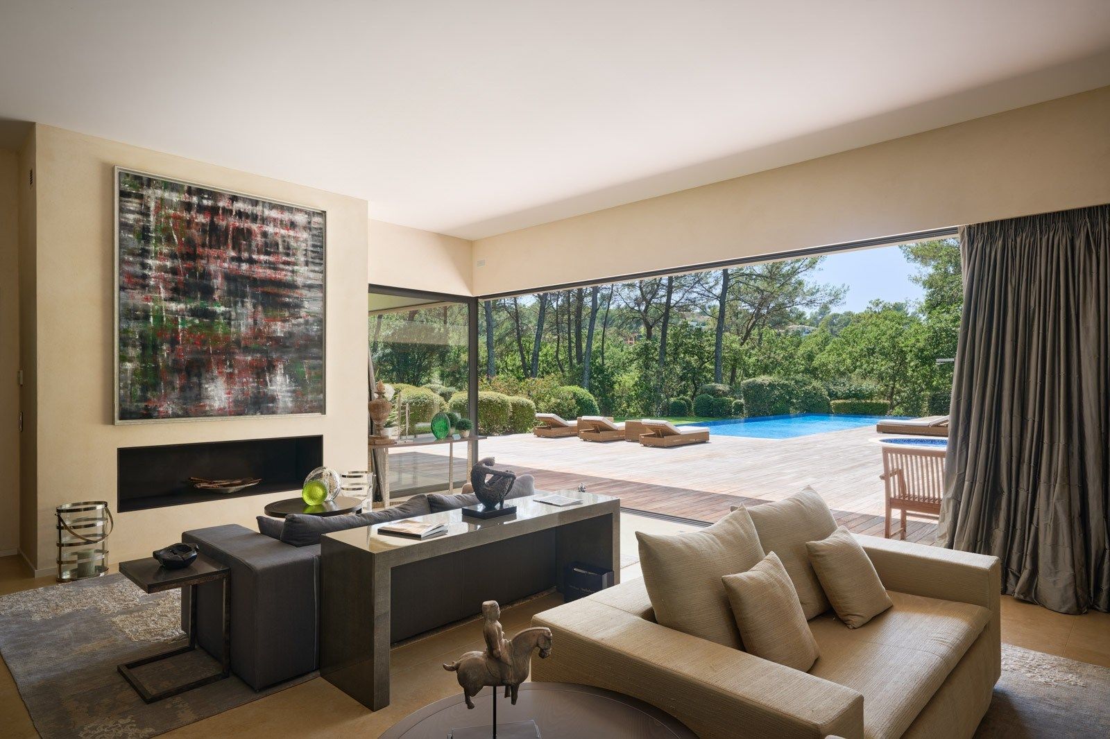 contemporary house 6 Rooms for sale on FAYENCE (83440)