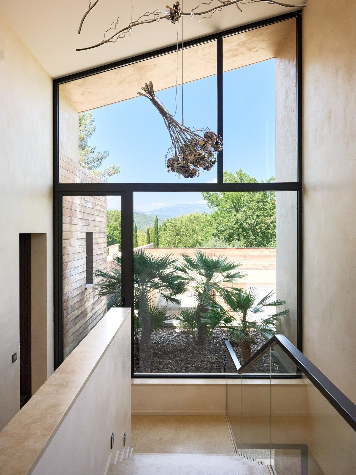 contemporary house 6 Rooms for sale on FAYENCE (83440)