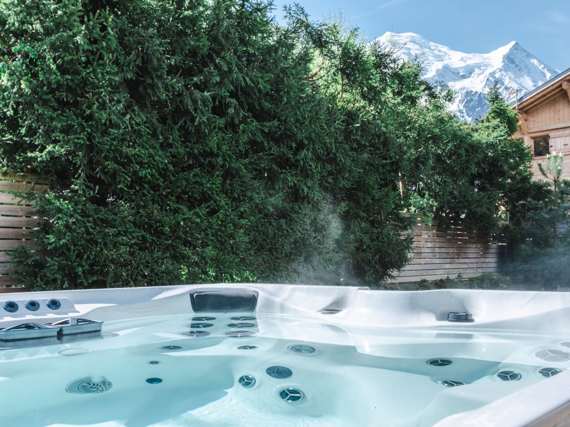 luxury apartment 5 Rooms for sale on CHAMONIX MONT BLANC (74400)