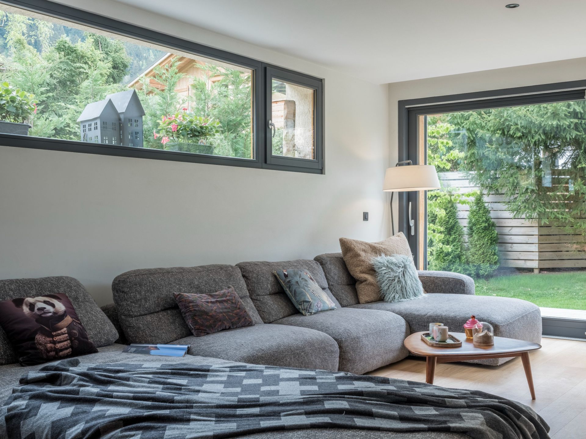 luxury apartment 5 Rooms for sale on CHAMONIX MONT BLANC (74400)