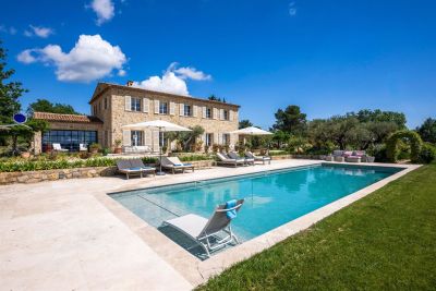 Vente Villa de luxe Tourrettes 8&nbsp;Pièces 327&nbsp;m²