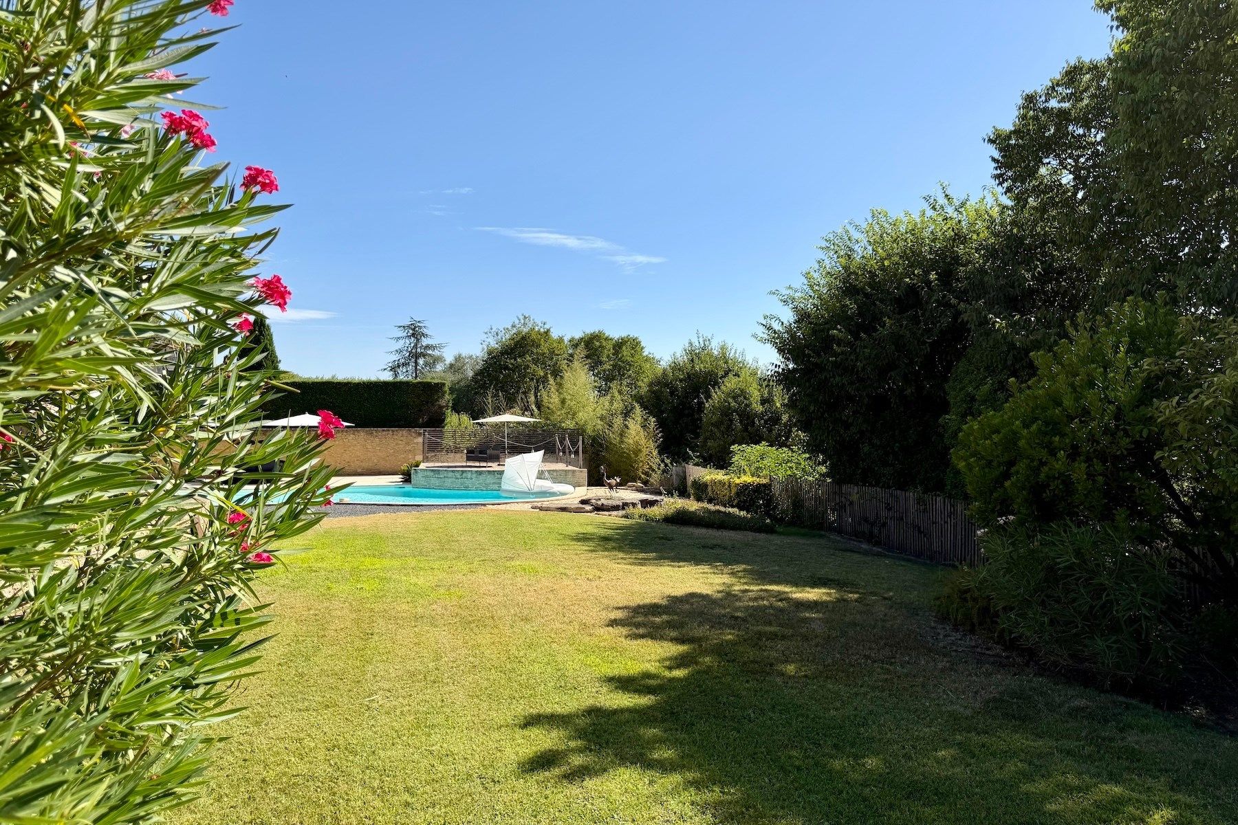 mas 9 Pièces en vente sur UZES (30700)