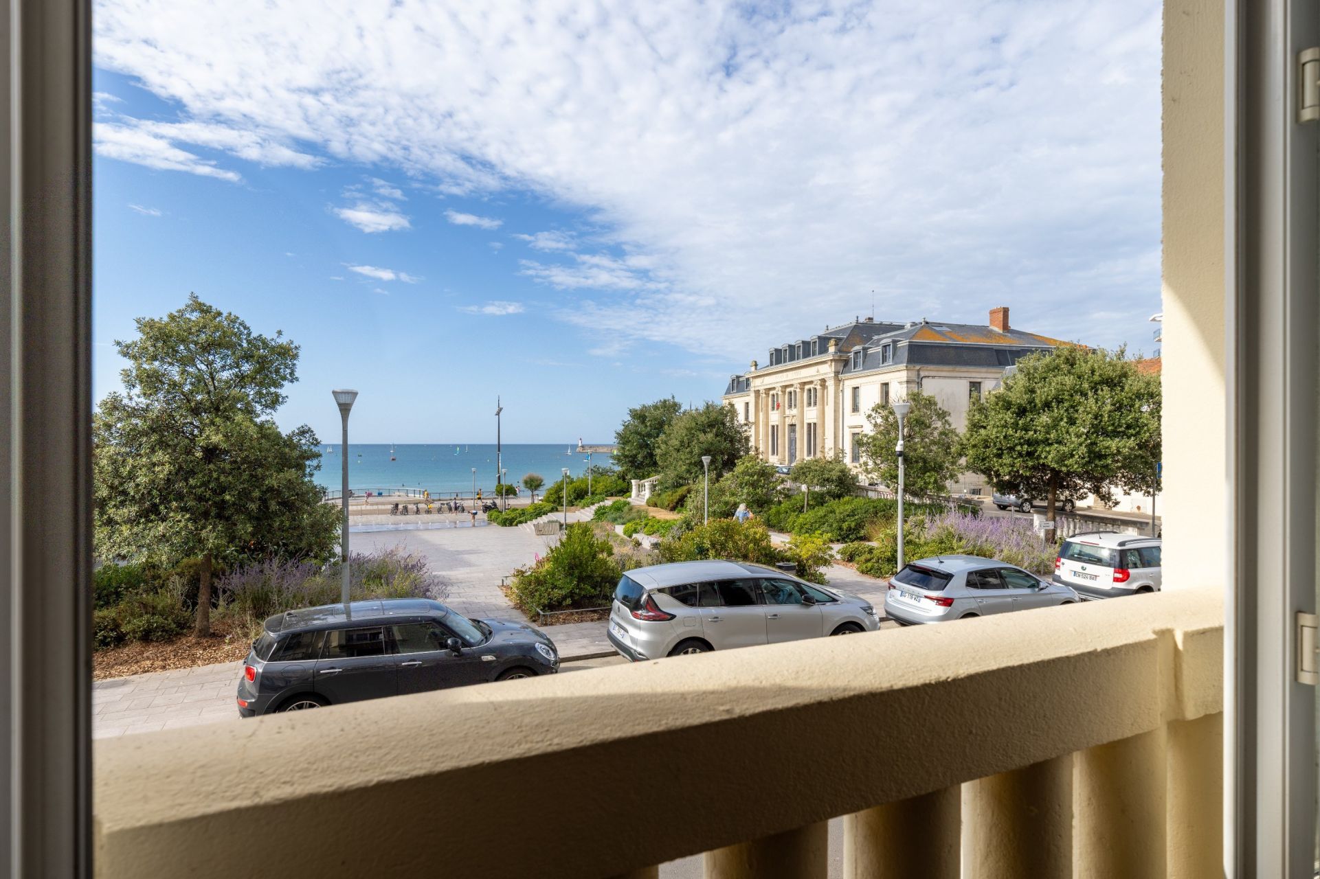 luxury apartment 4 Rooms for sale on LES SABLES D OLONNE (85100)