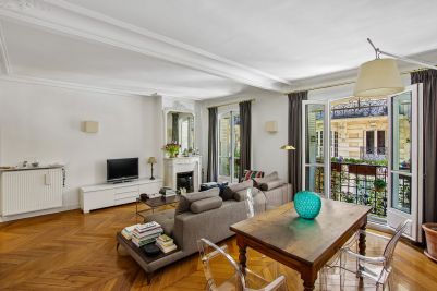Sale Luxury apartment Paris 18 4&nbsp;Rooms 75.8&nbsp;m²
