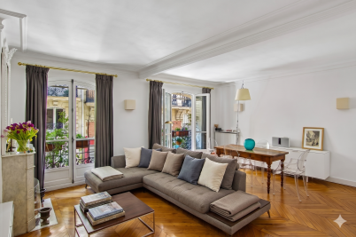 Sale Luxury apartment Paris 18 4&nbsp;Rooms 75.8&nbsp;m²