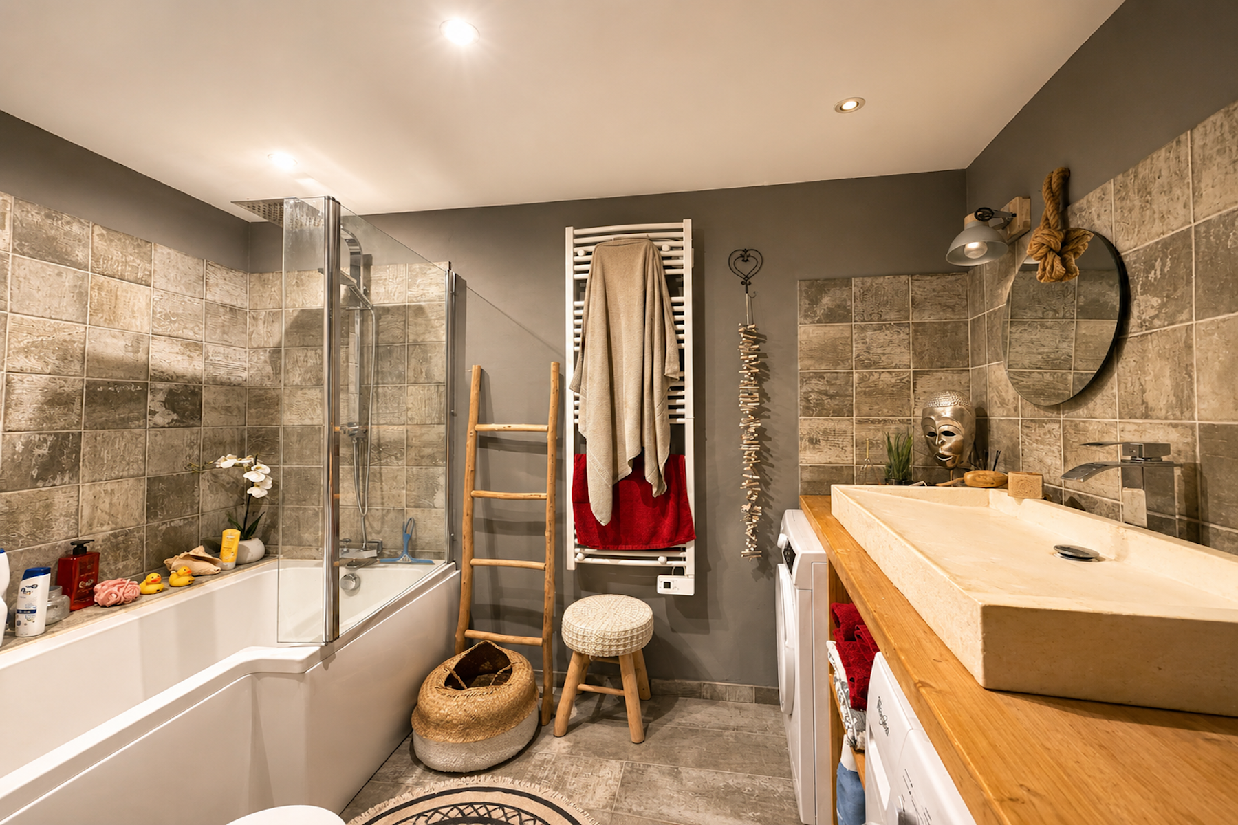 luxury house 7 Rooms for sale on LA ROQUE SUR CEZE (30200)