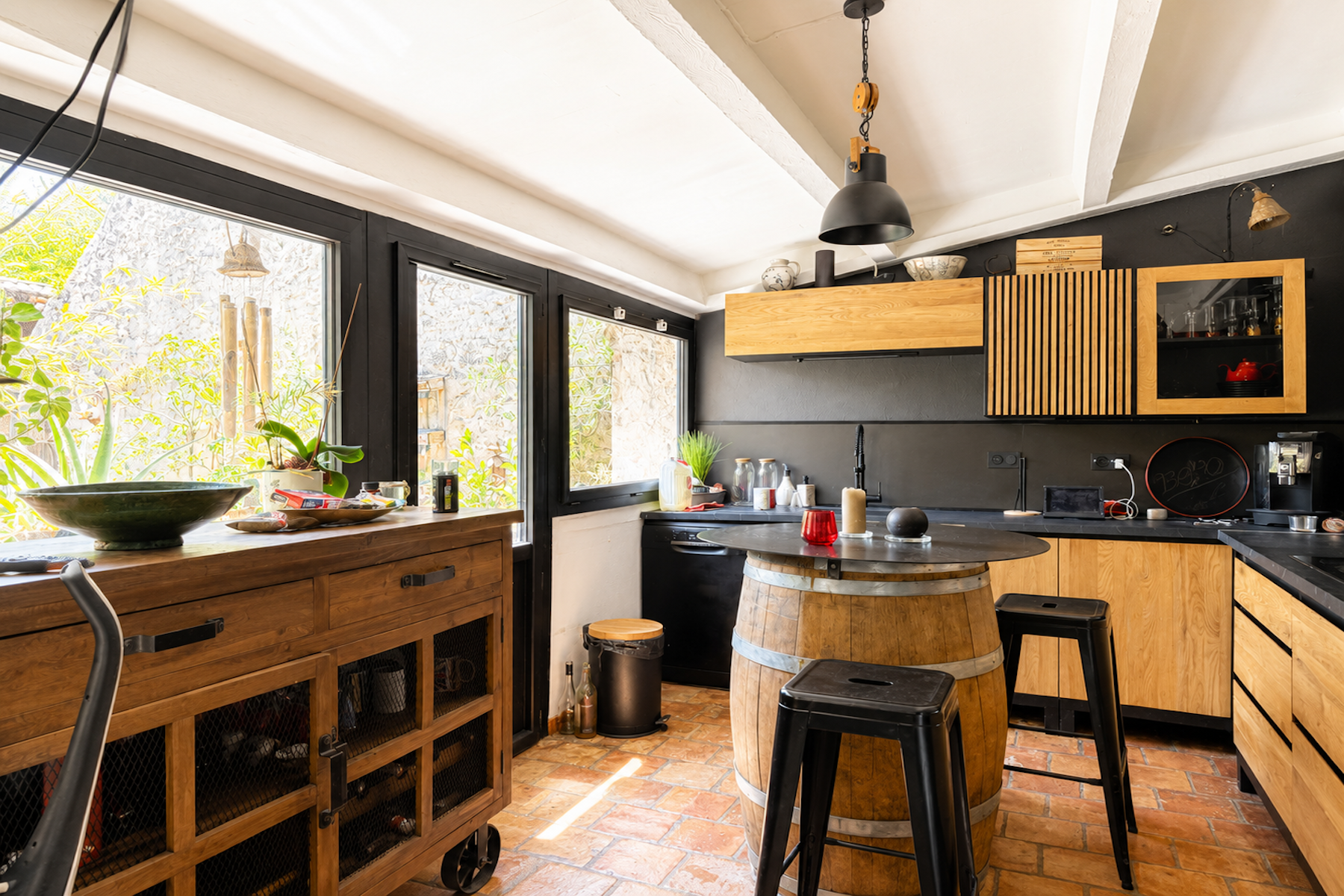 luxury house 7 Rooms for sale on LA ROQUE SUR CEZE (30200)