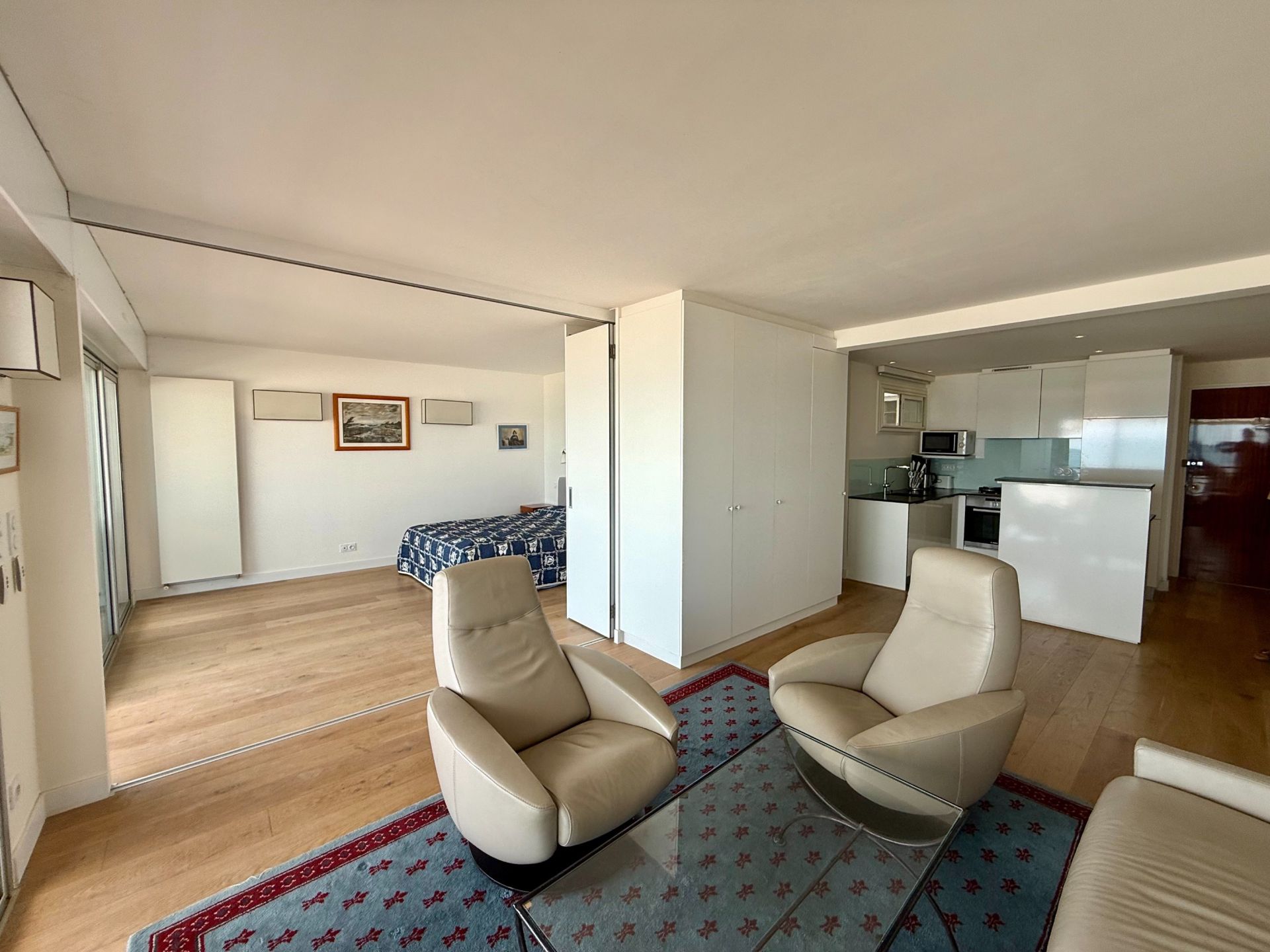 luxury apartment 2 Rooms for sale on LA BAULE (44500)