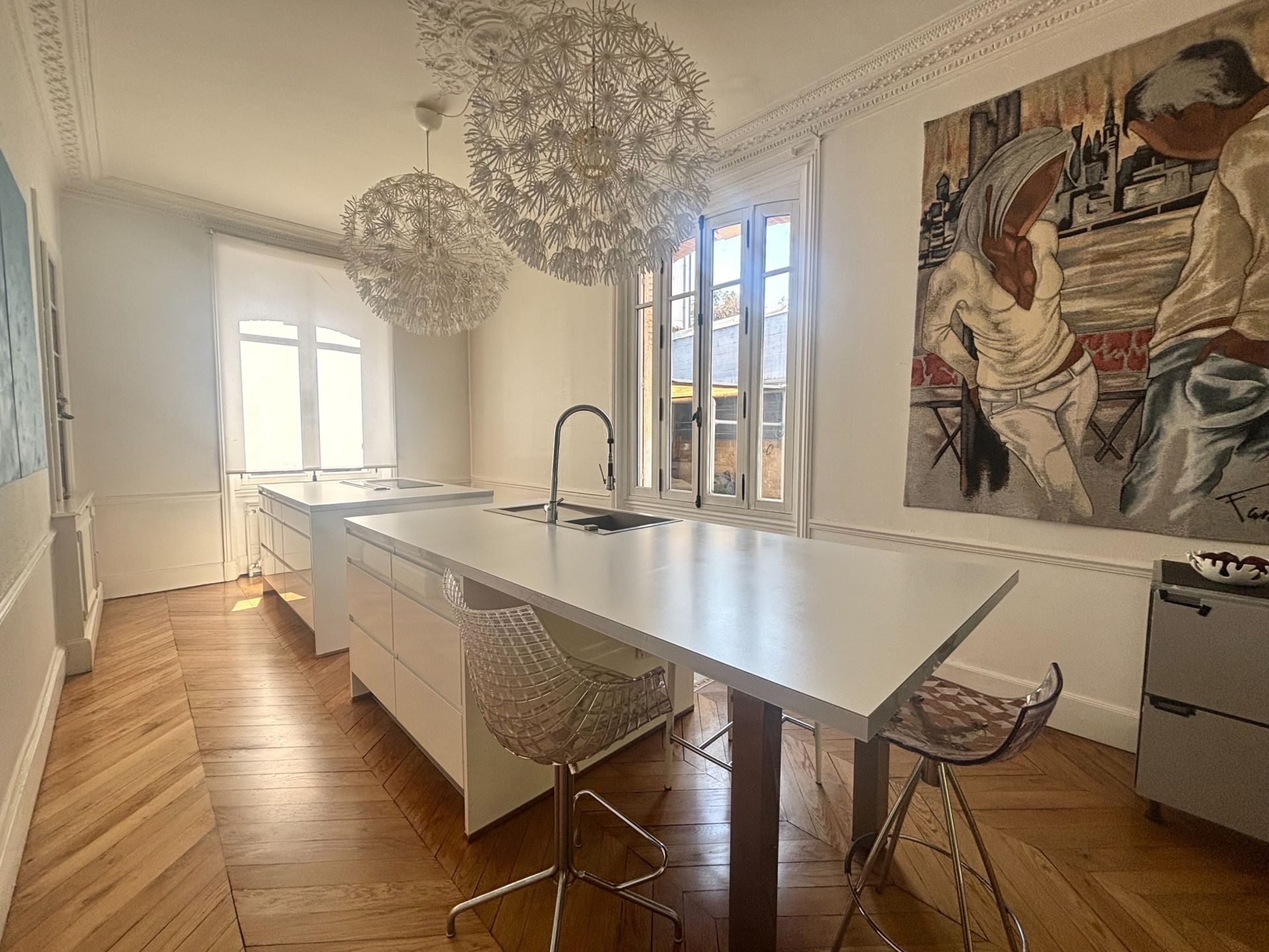 luxury house 9 Rooms for sale on ORLEANS (45000)