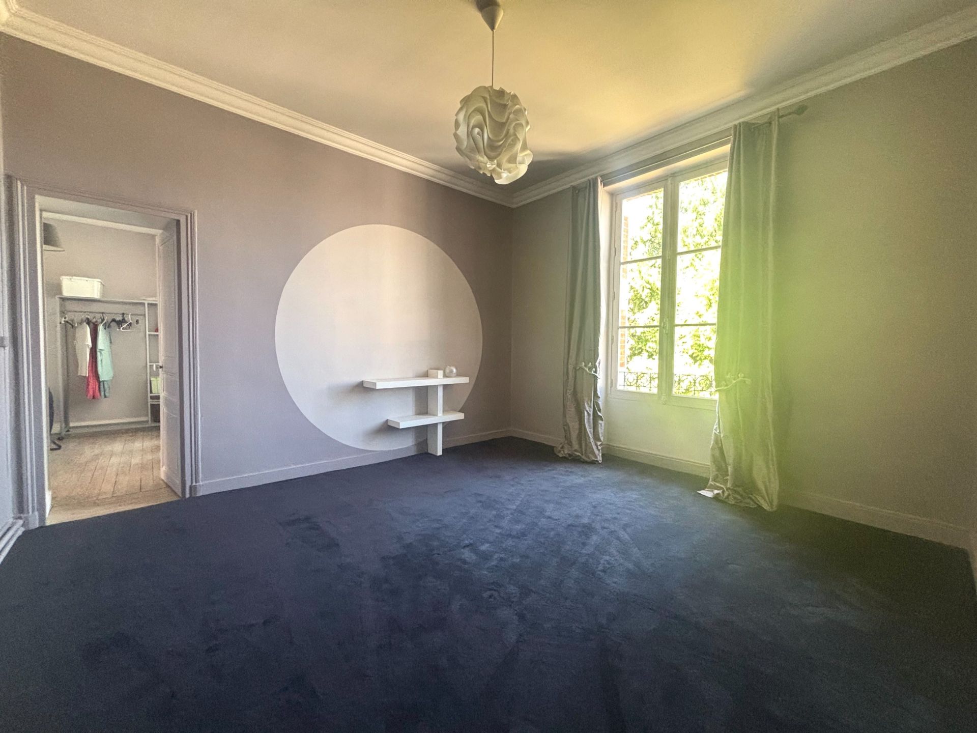 luxury house 9 Rooms for sale on ORLEANS (45000)