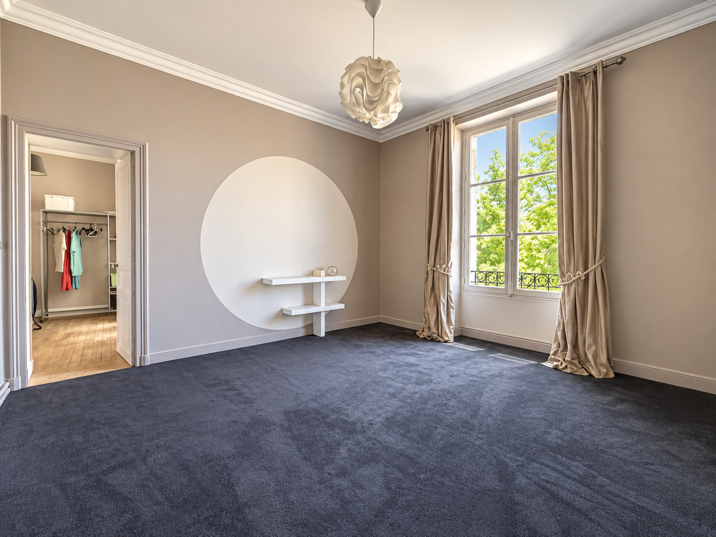 luxury house 9 Rooms for sale on ORLEANS (45000)