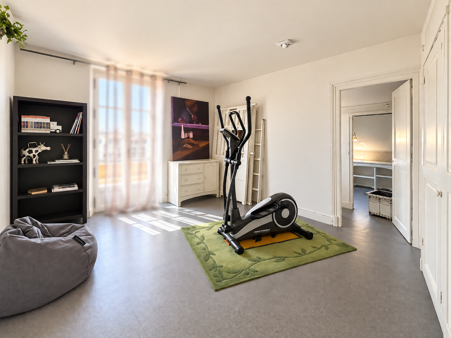 luxury house 9 Rooms for sale on ORLEANS (45000)