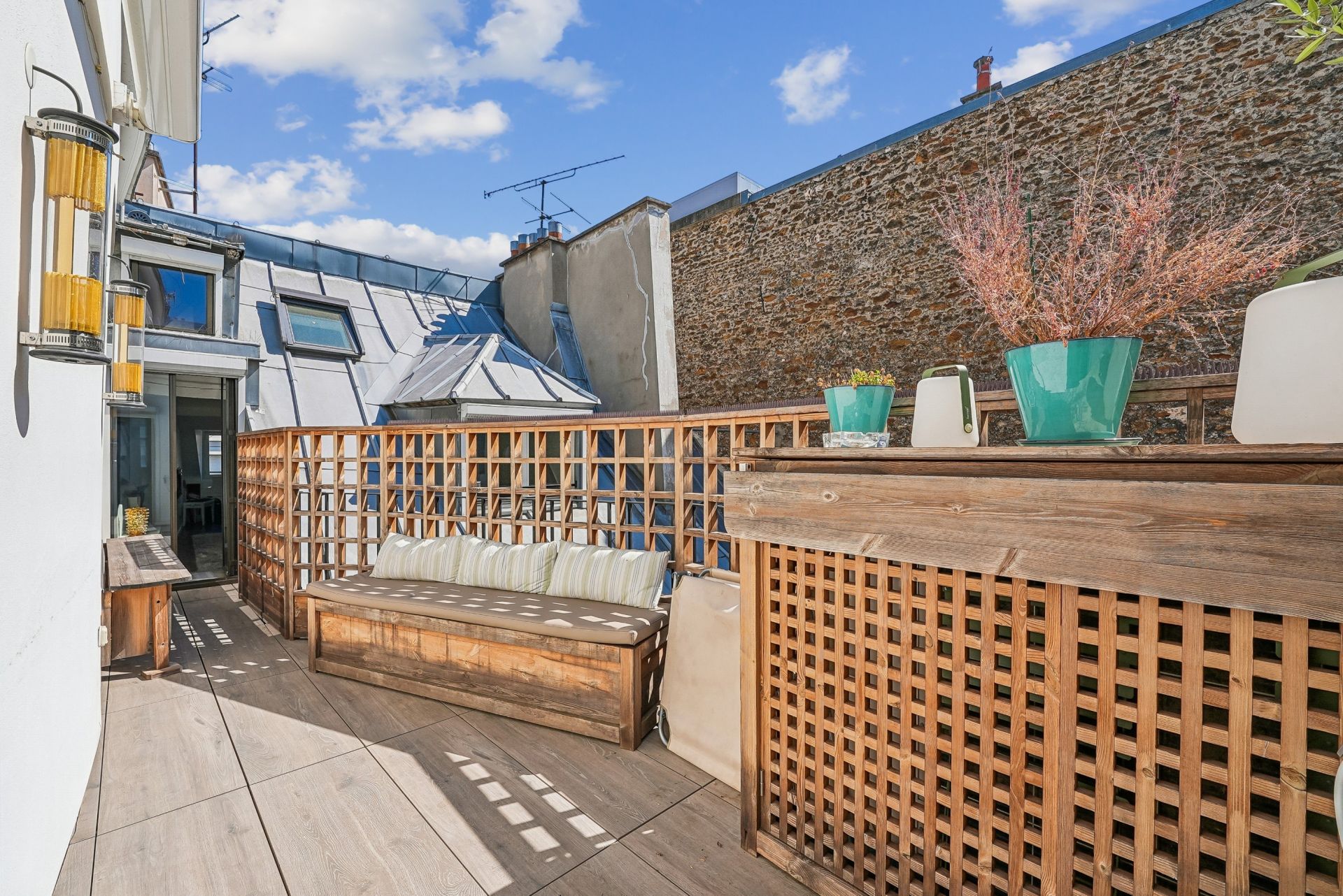 luxury duplex 9 Rooms for sale on PARIS (75003)