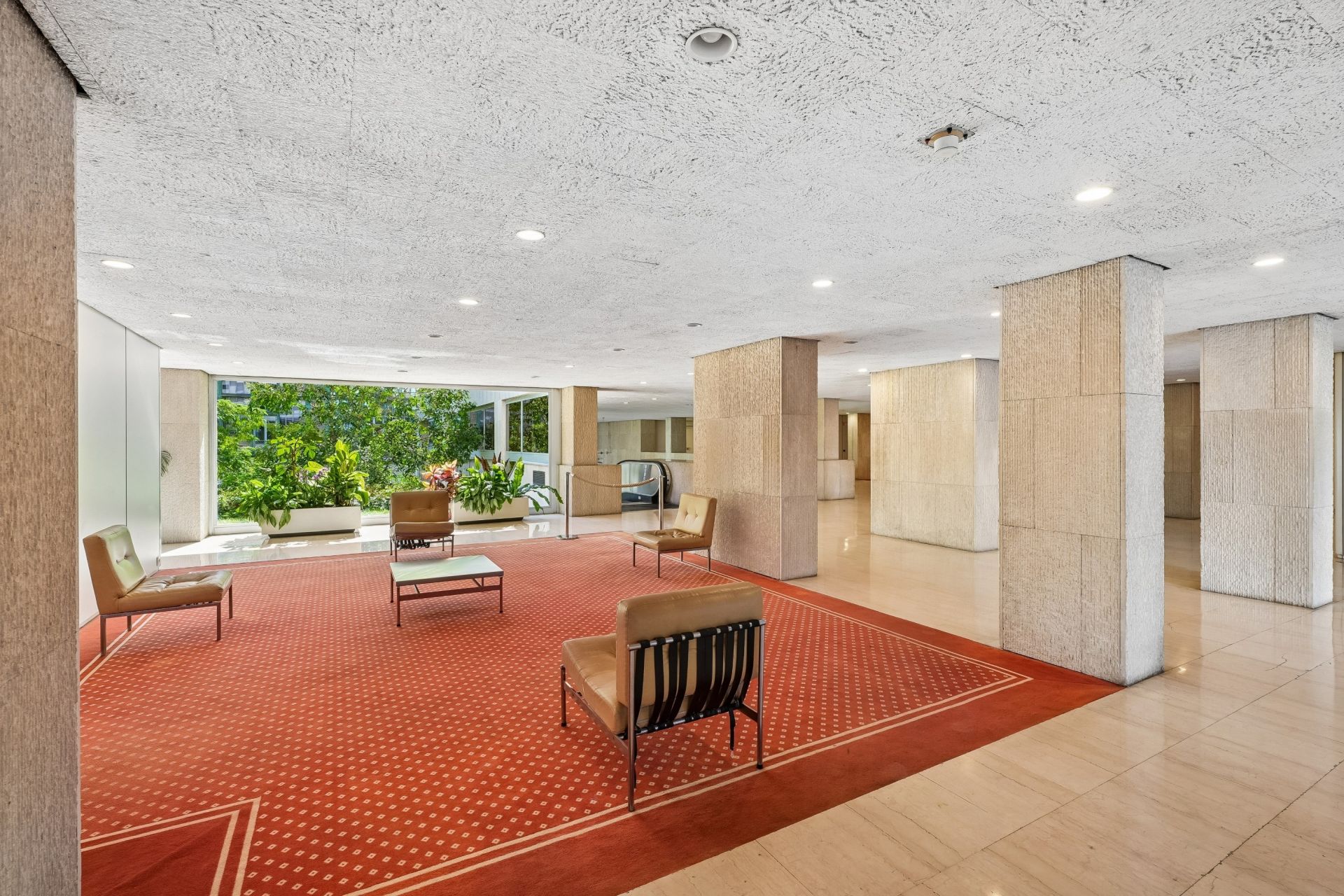 luxury apartment 3 Rooms for sale on PARIS (75116)