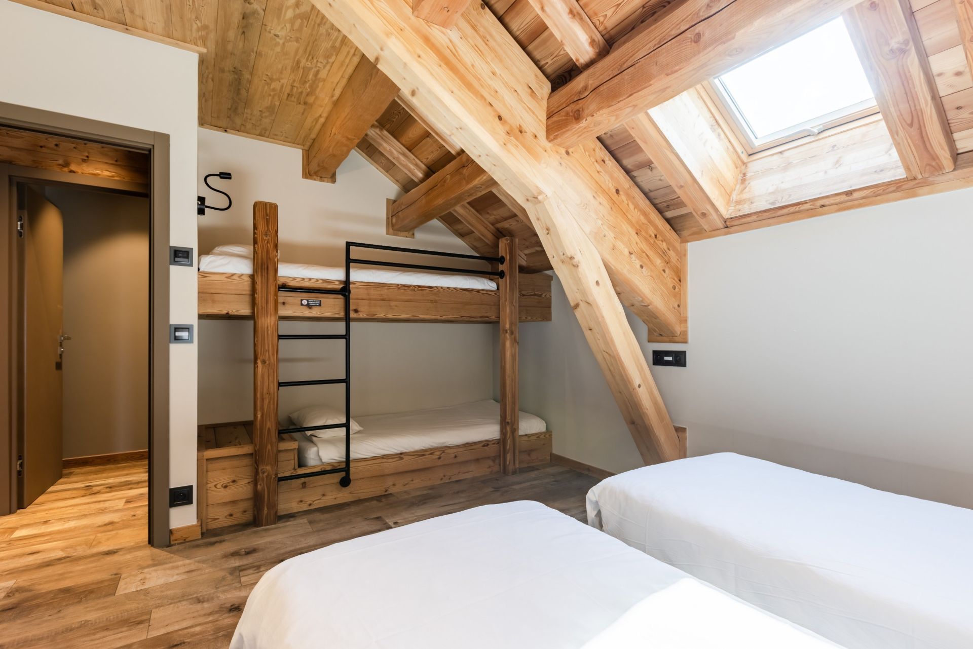 chalet de luxe 18 Pièces en vente sur VILLARD RECULAS (38114)