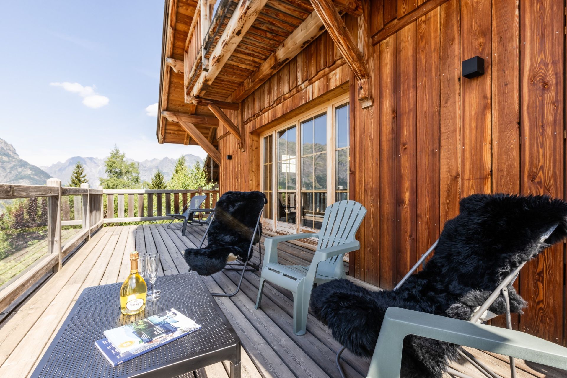 chalet de luxe 18 Pièces en vente sur VILLARD RECULAS (38114)