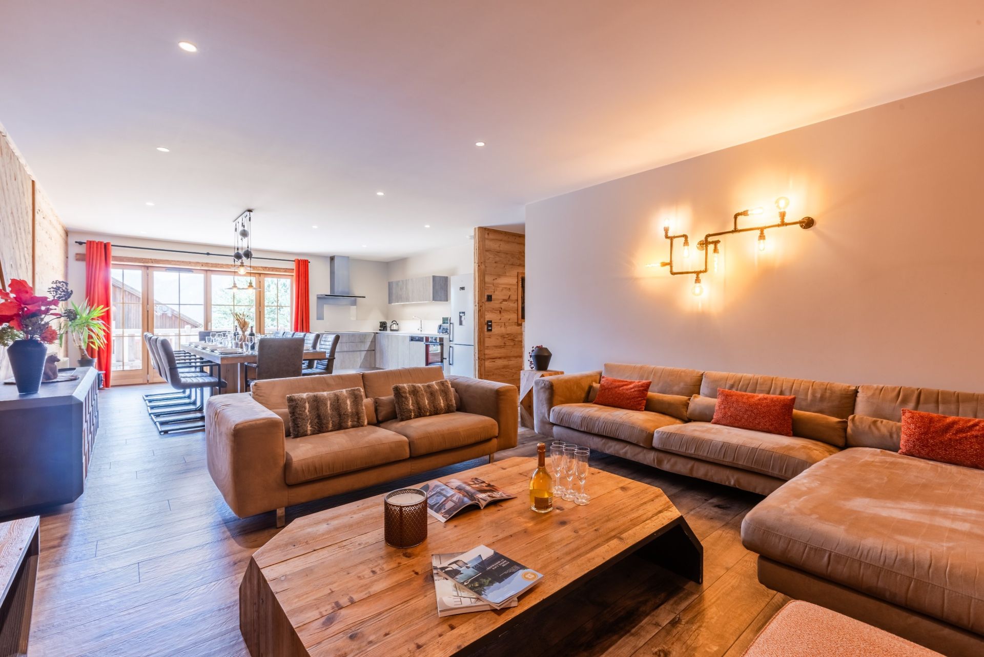 chalet de luxe 18 Pièces en vente sur VILLARD RECULAS (38114)