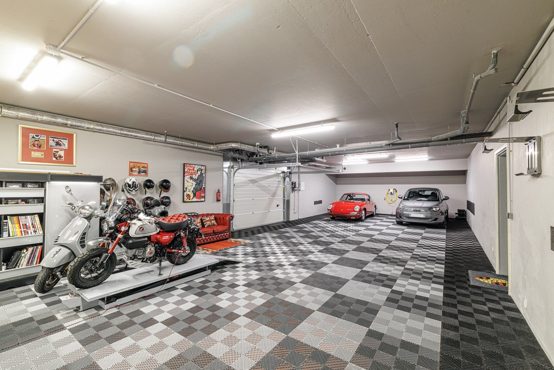 luxury apartment 6 Rooms for sale on NICE (06000)