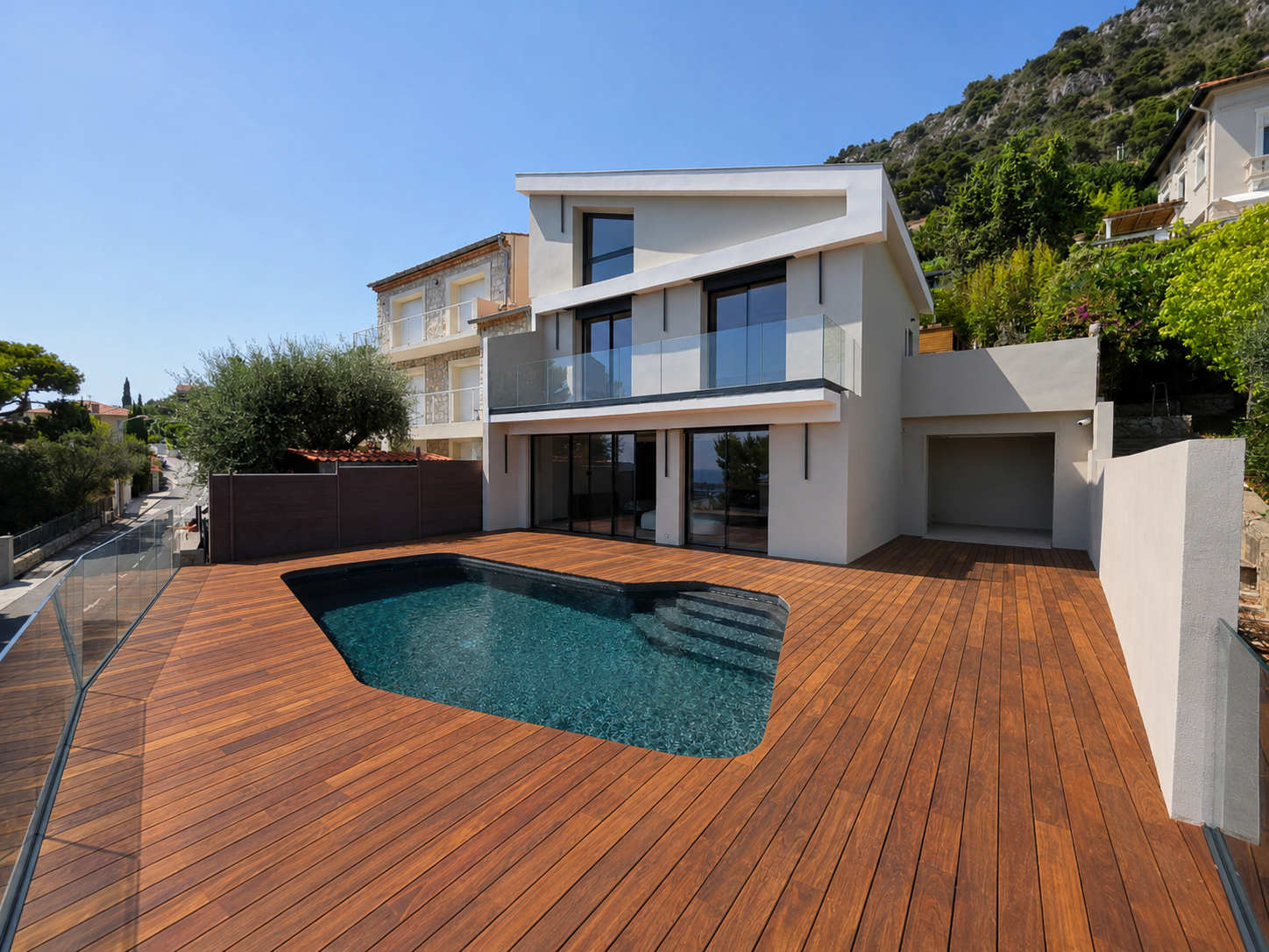maison contemporaine 4 Pièces en vente sur BEAULIEU SUR MER (06310)