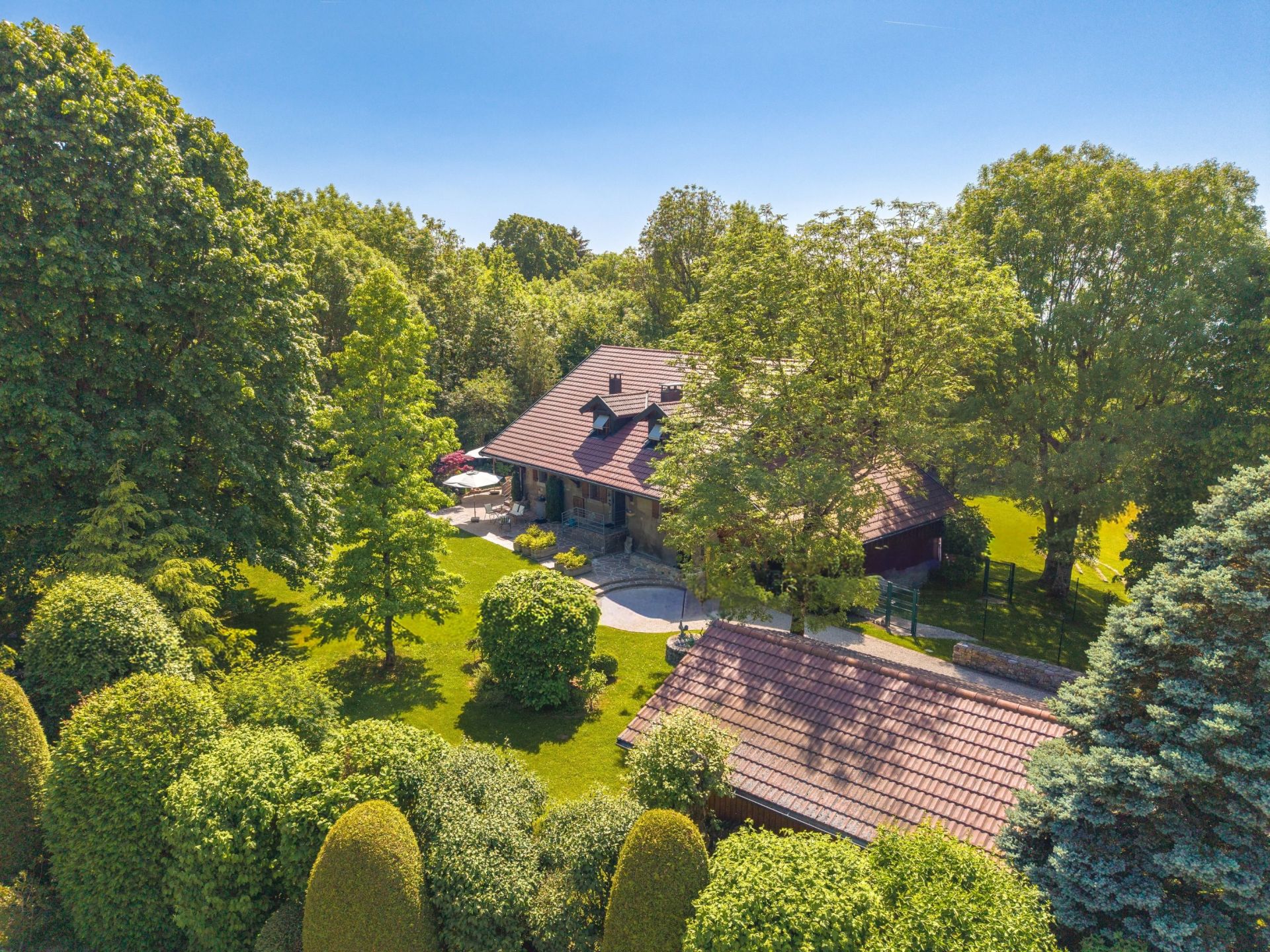 maison de luxe 9 Pièces en vente sur CRANVES SALES (74380)