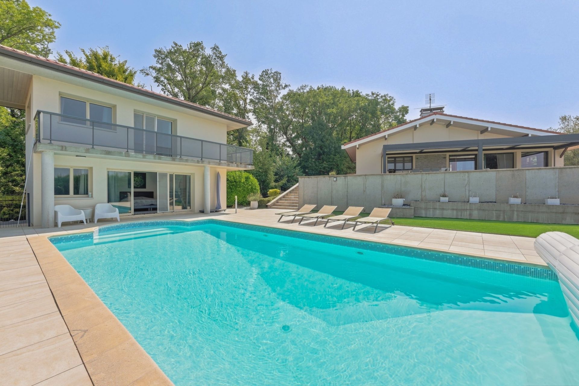 maison de luxe 7 Pièces en vente sur CHENS SUR LEMAN (74140)