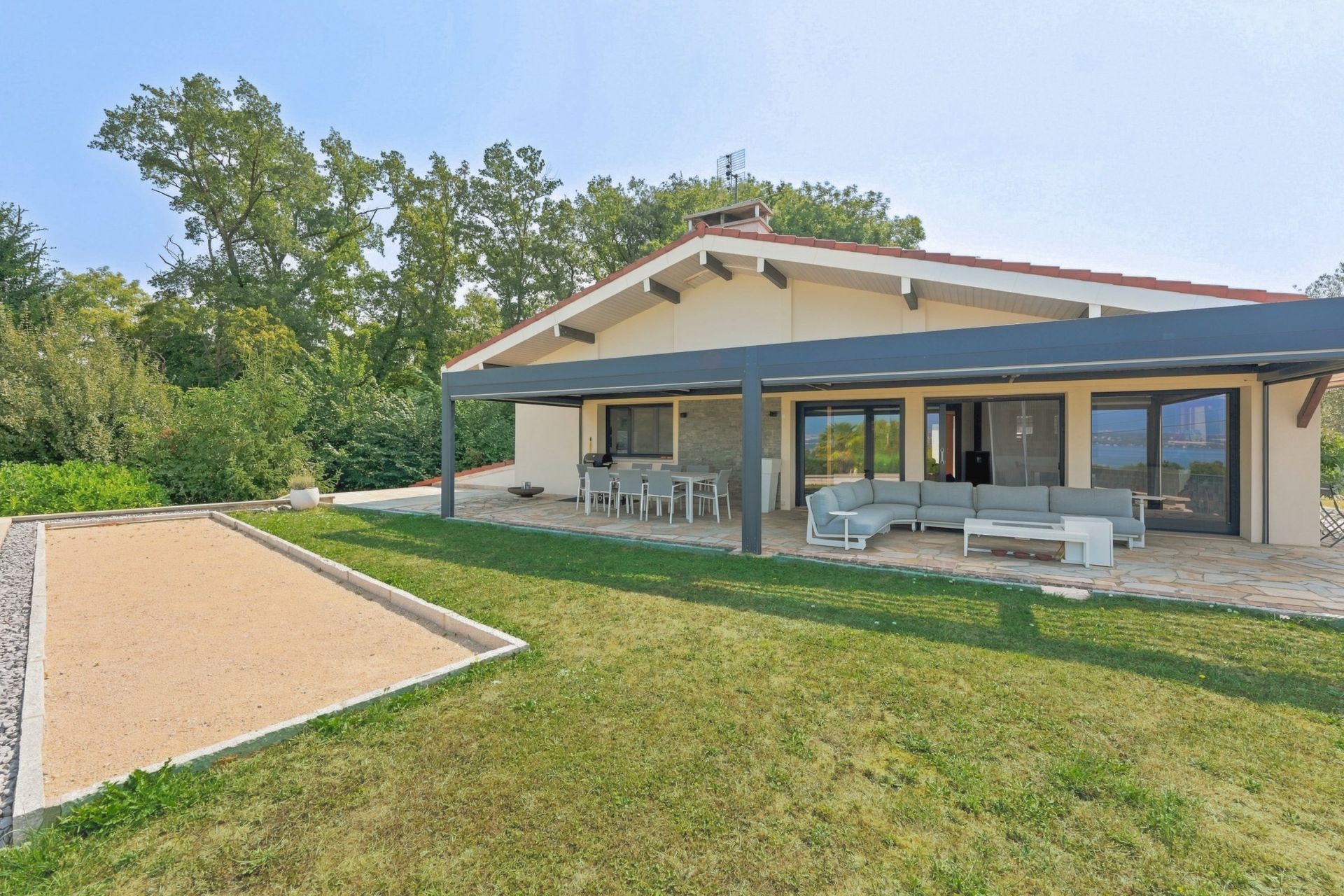 maison de luxe 7 Pièces en vente sur CHENS SUR LEMAN (74140)
