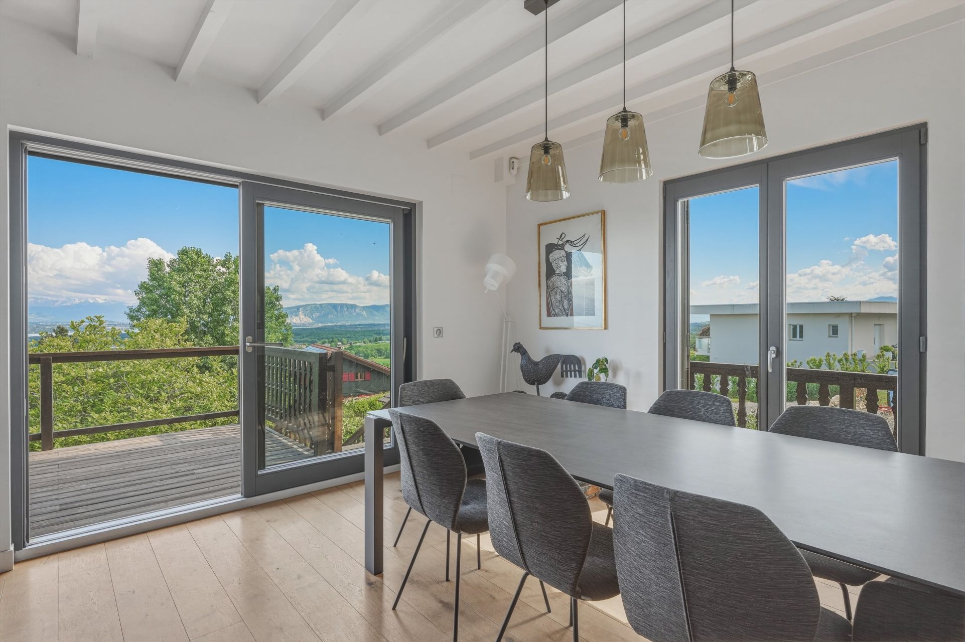 luxury house 8 Rooms for sale on GRILLY (01220)