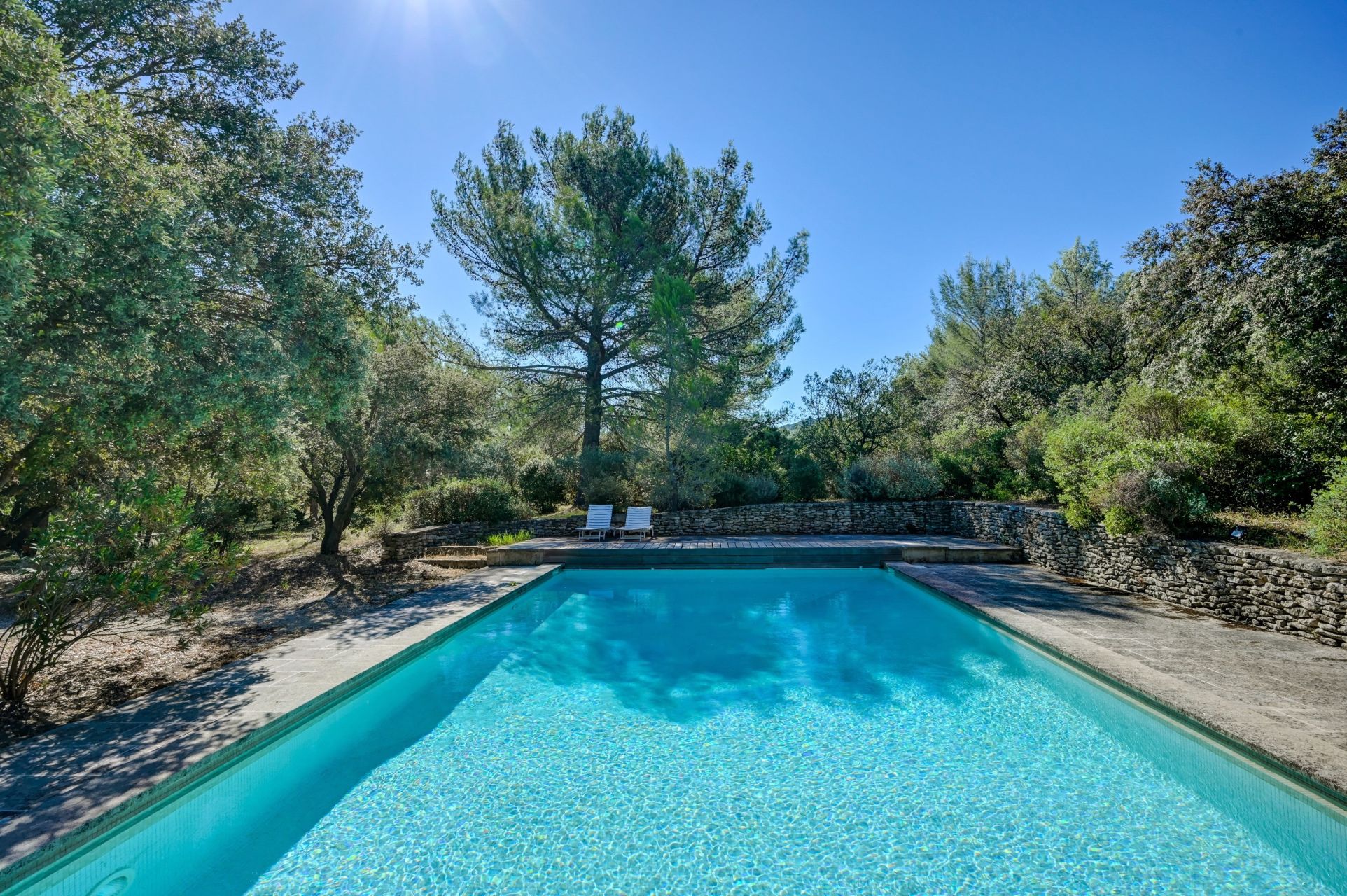 luxury house 10 Rooms for sale on EYGALIERES (13810)