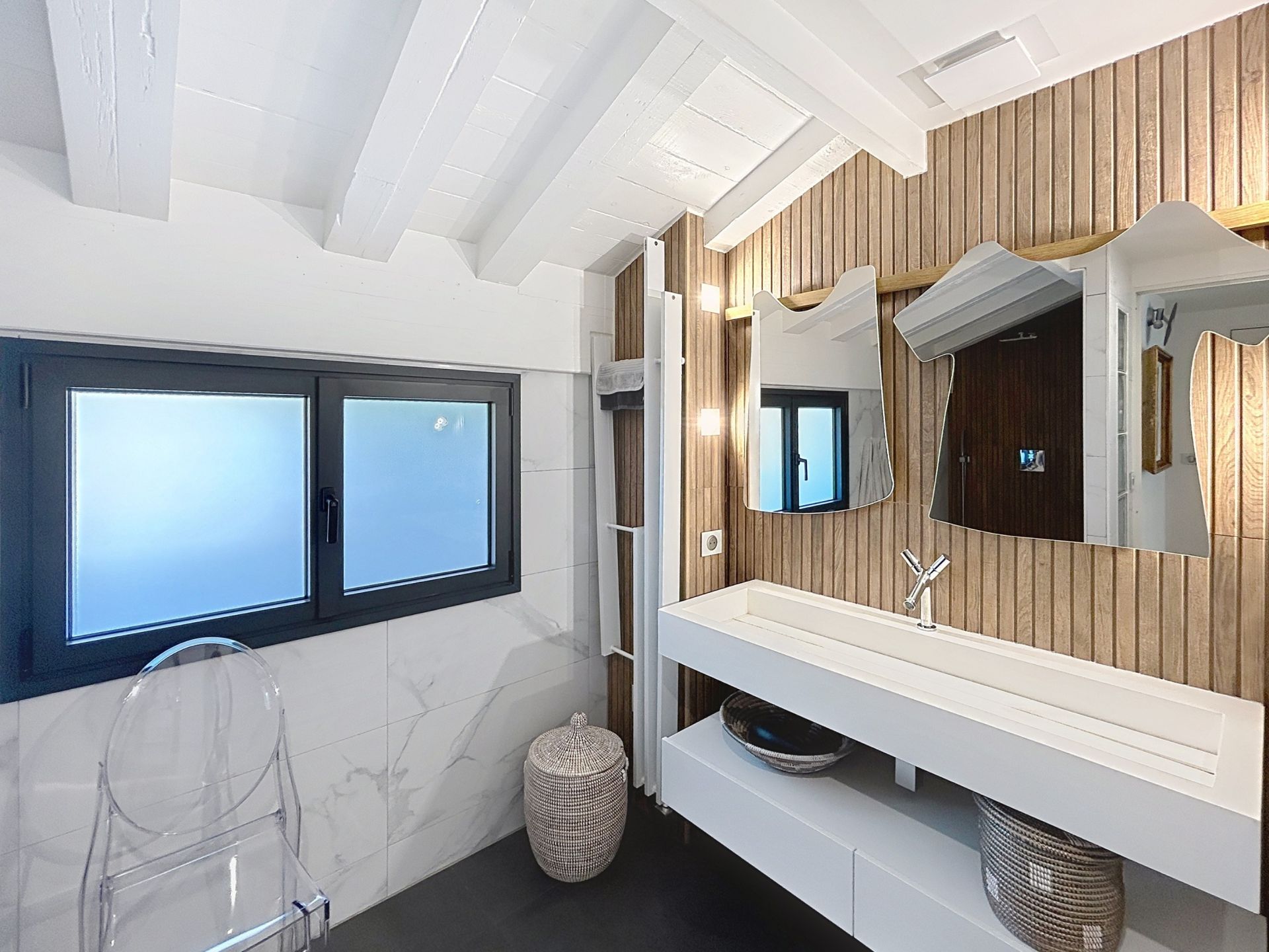 luxury house 7 Rooms for sale on ST JEAN DE LUZ (64500)