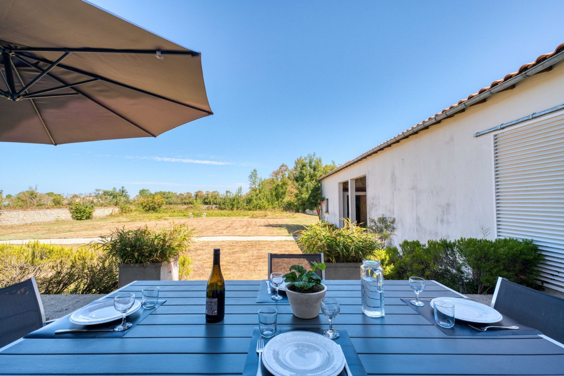 mansion 5 Rooms for sale on CABARIOT (17430)
