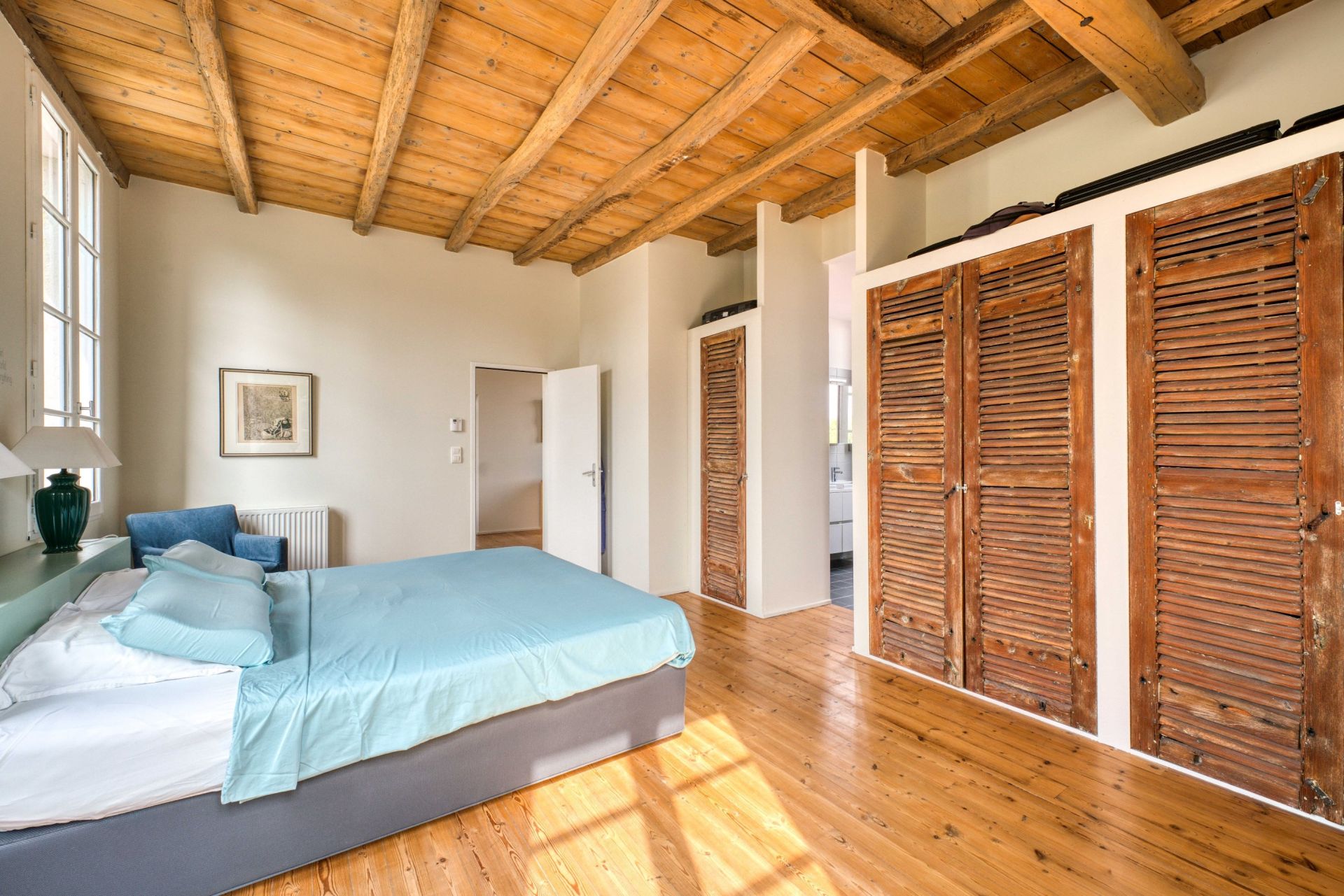 mansion 5 Rooms for sale on CABARIOT (17430)