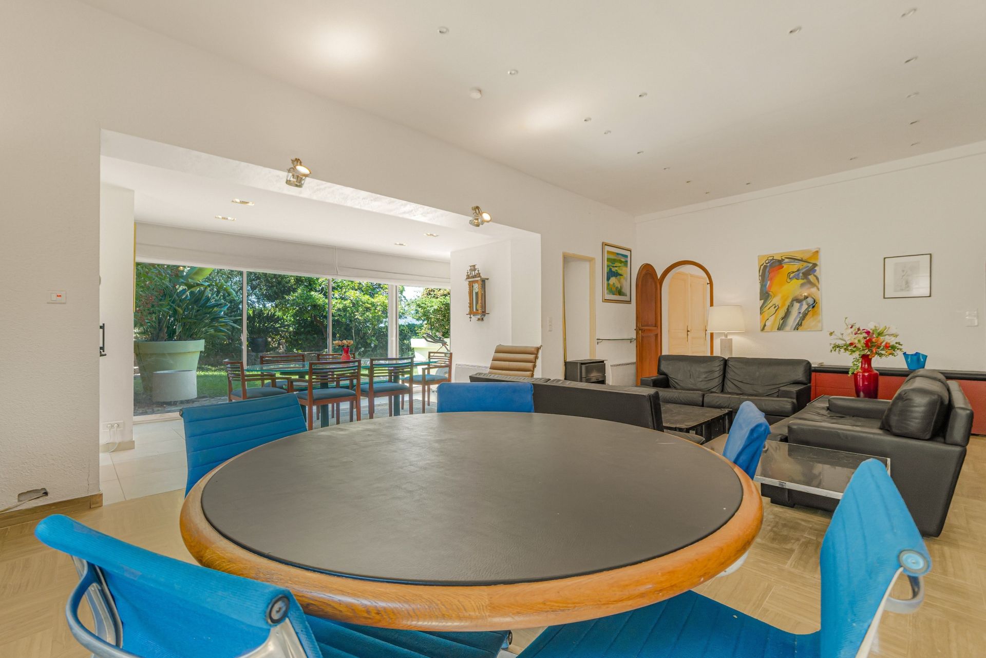 luxury provencale house 7 Rooms for sale on THEOULE SUR MER (06590)