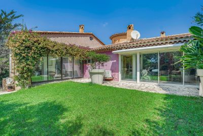 Sale Luxury provencale house Théoule-sur-Mer 7&nbsp;Rooms 220&nbsp;m²