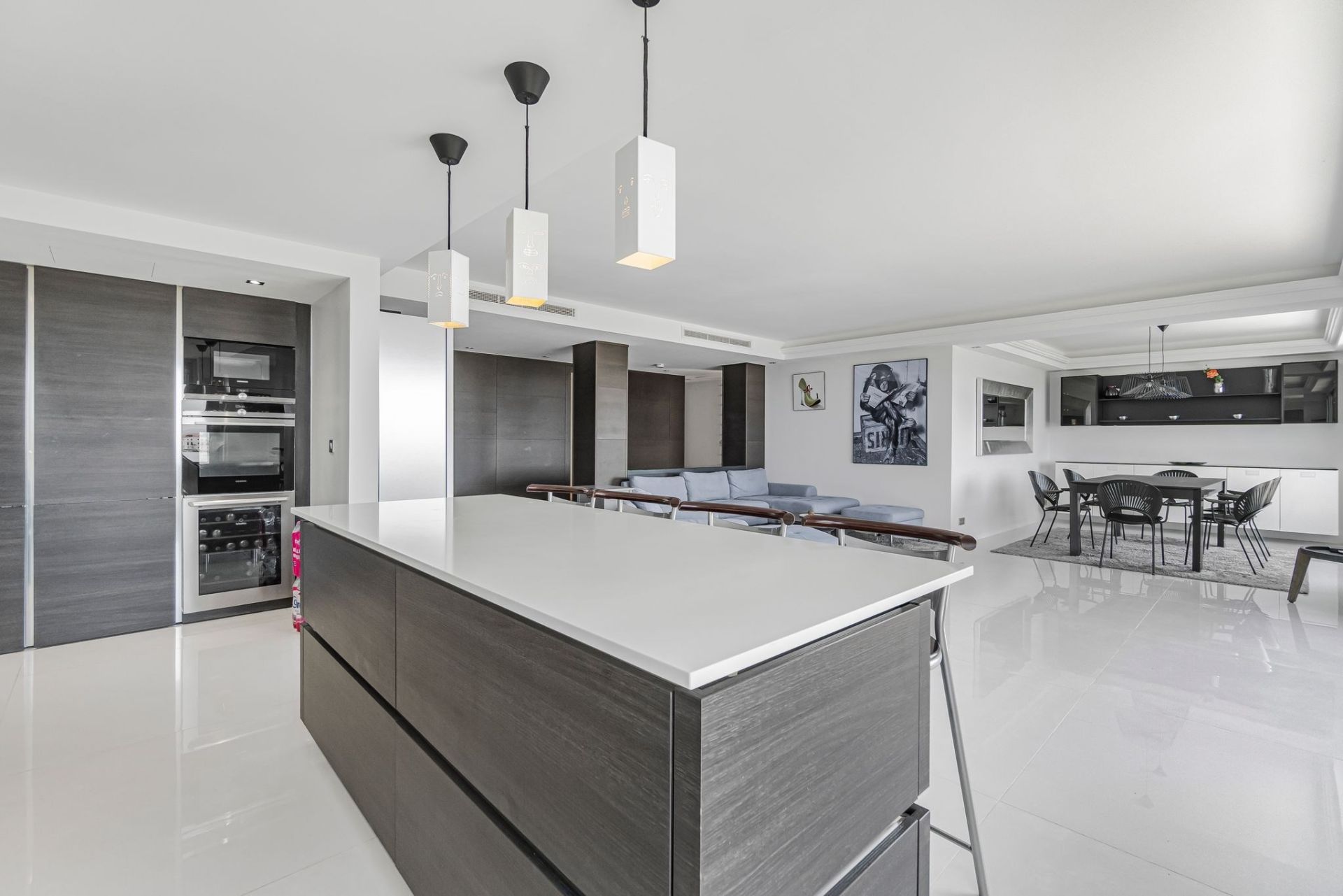penthouse 4 Rooms for sale on ANTIBES (06600)