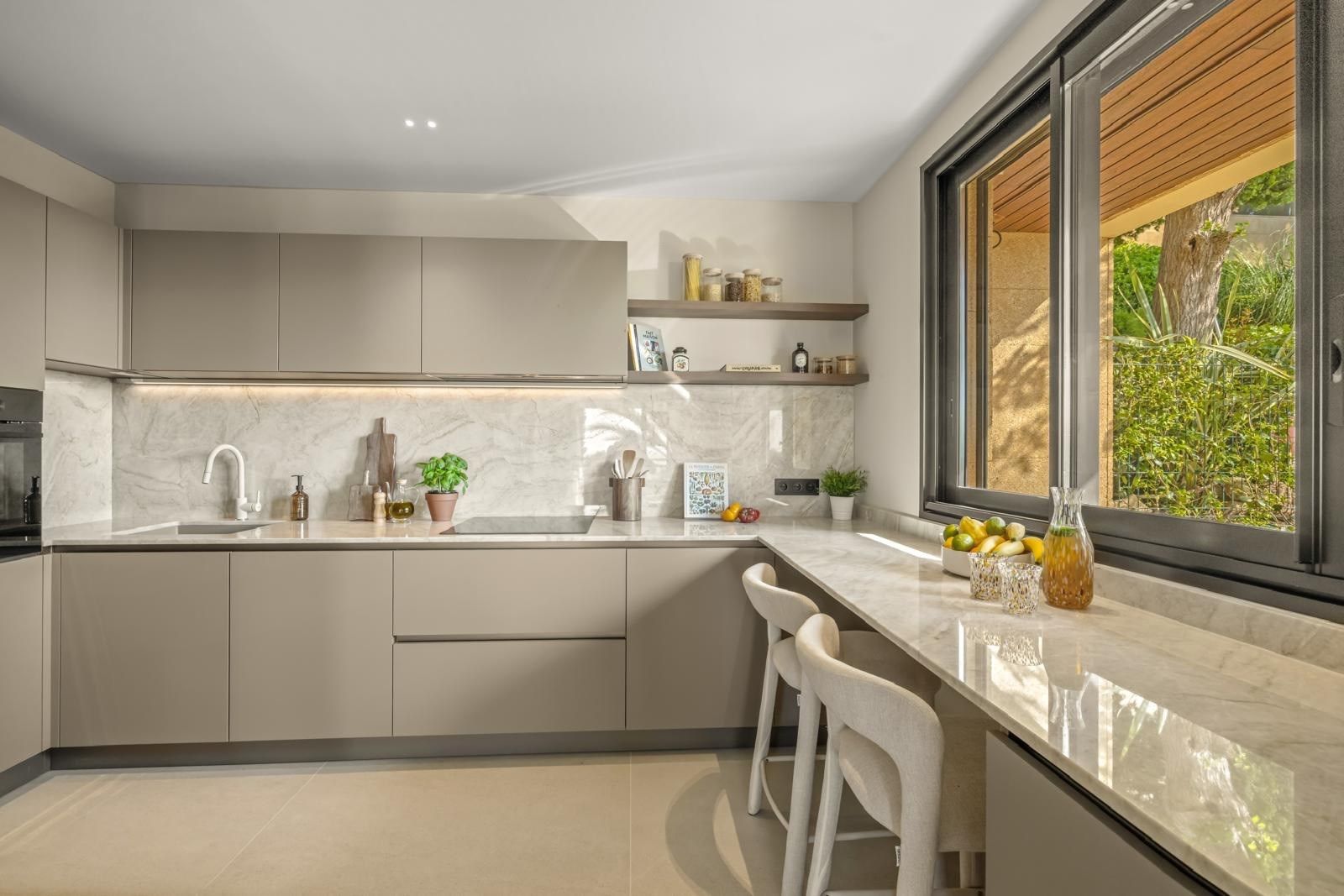 appartement de luxe 3 Pièces en vente sur VALLAURIS (06220)