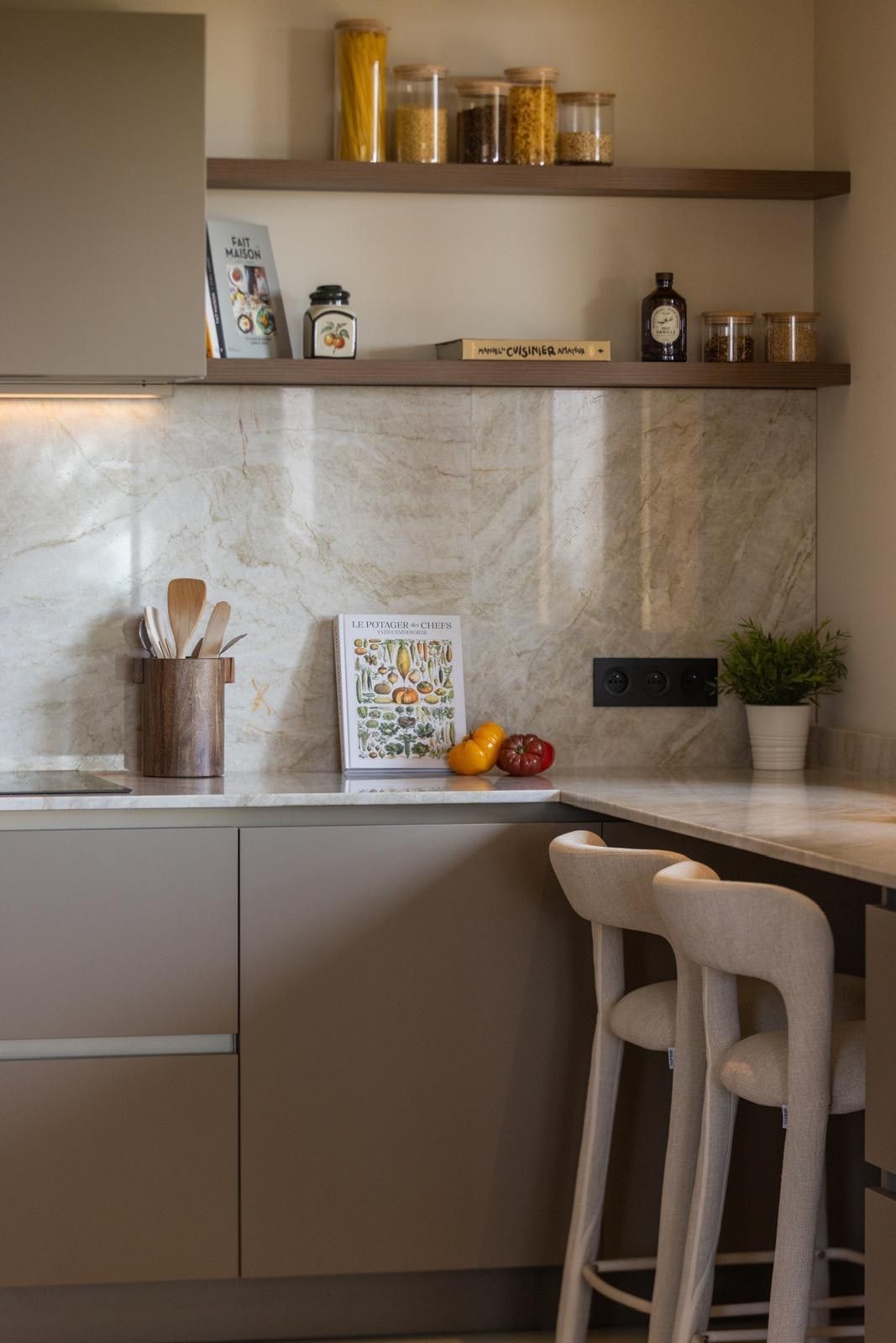 appartement de luxe 3 Pièces en vente sur VALLAURIS (06220)