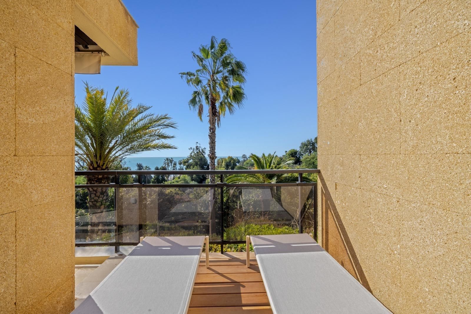 appartement de luxe 3 Pièces en vente sur VALLAURIS (06220)