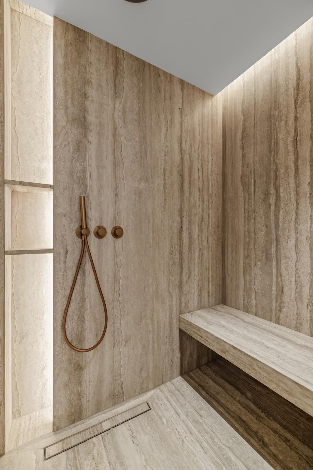 appartement de luxe 3 Pièces en vente sur VALLAURIS (06220)