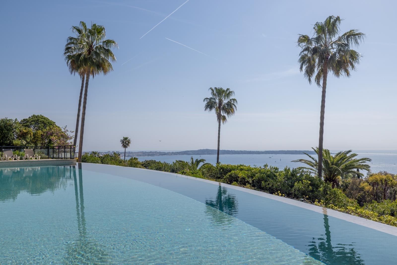 appartement de luxe 3 Pièces en vente sur VALLAURIS (06220)