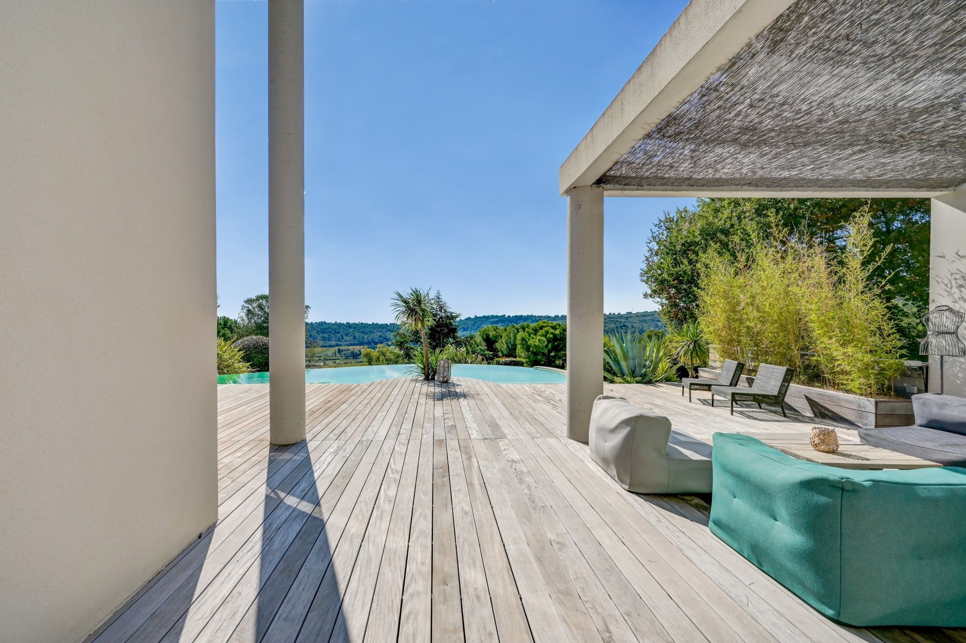 luxury house 6 Rooms for sale on AIX EN PROVENCE (13100)
