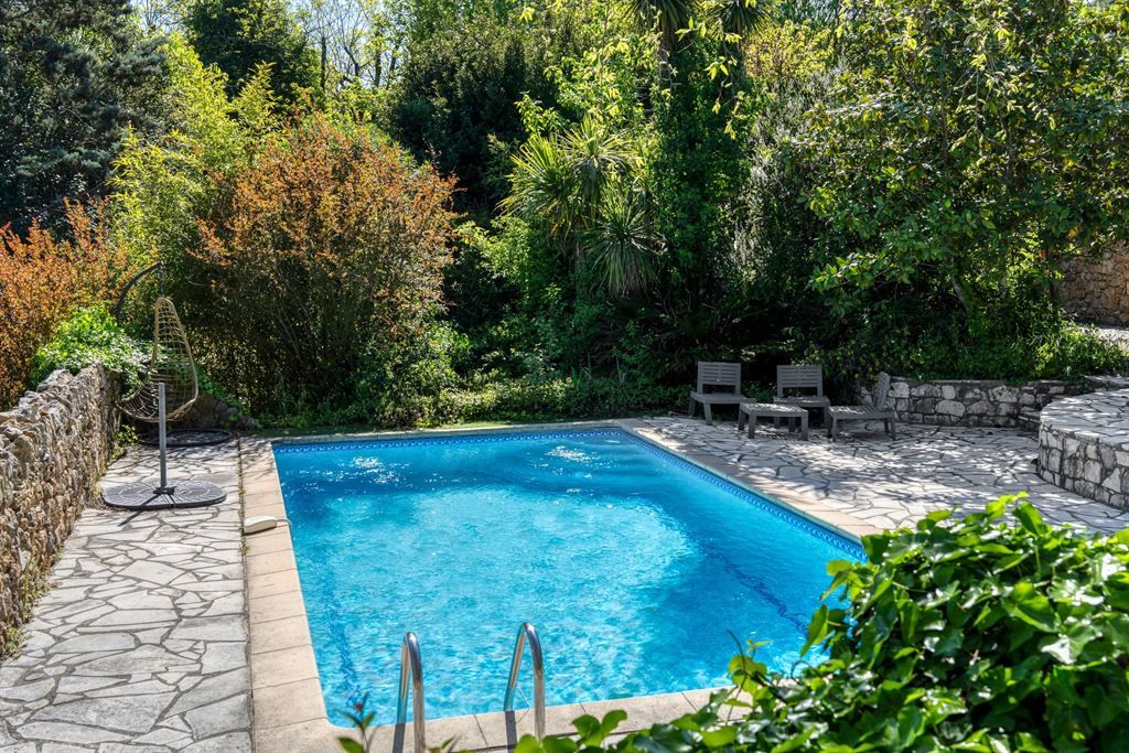 villa de luxe 6 Pièces en vente sur MONTAUROUX (83440)
