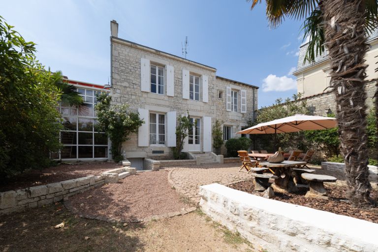 maison de maître 6 Pièces en vente sur LUCON (85400)